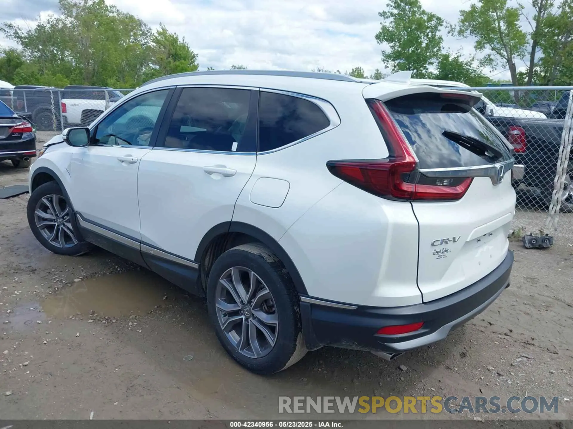 3 Photograph of a damaged car 2HKRW2H97LH676151 HONDA CR-V 2020