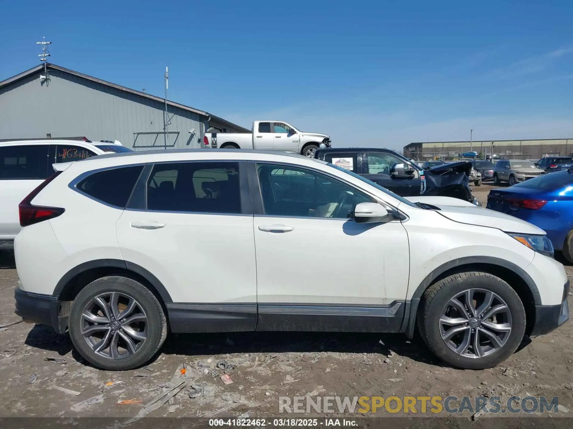 13 Photograph of a damaged car 2HKRW2H99LH635892 HONDA CR-V 2020