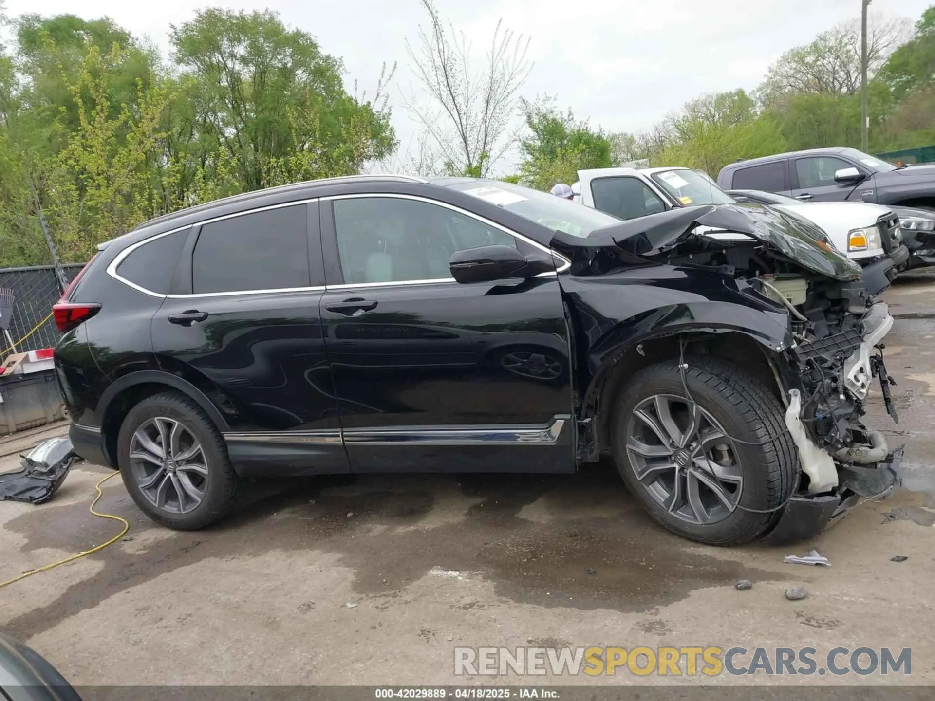 13 Photograph of a damaged car 2HKRW2H99LH650456 HONDA CR-V 2020