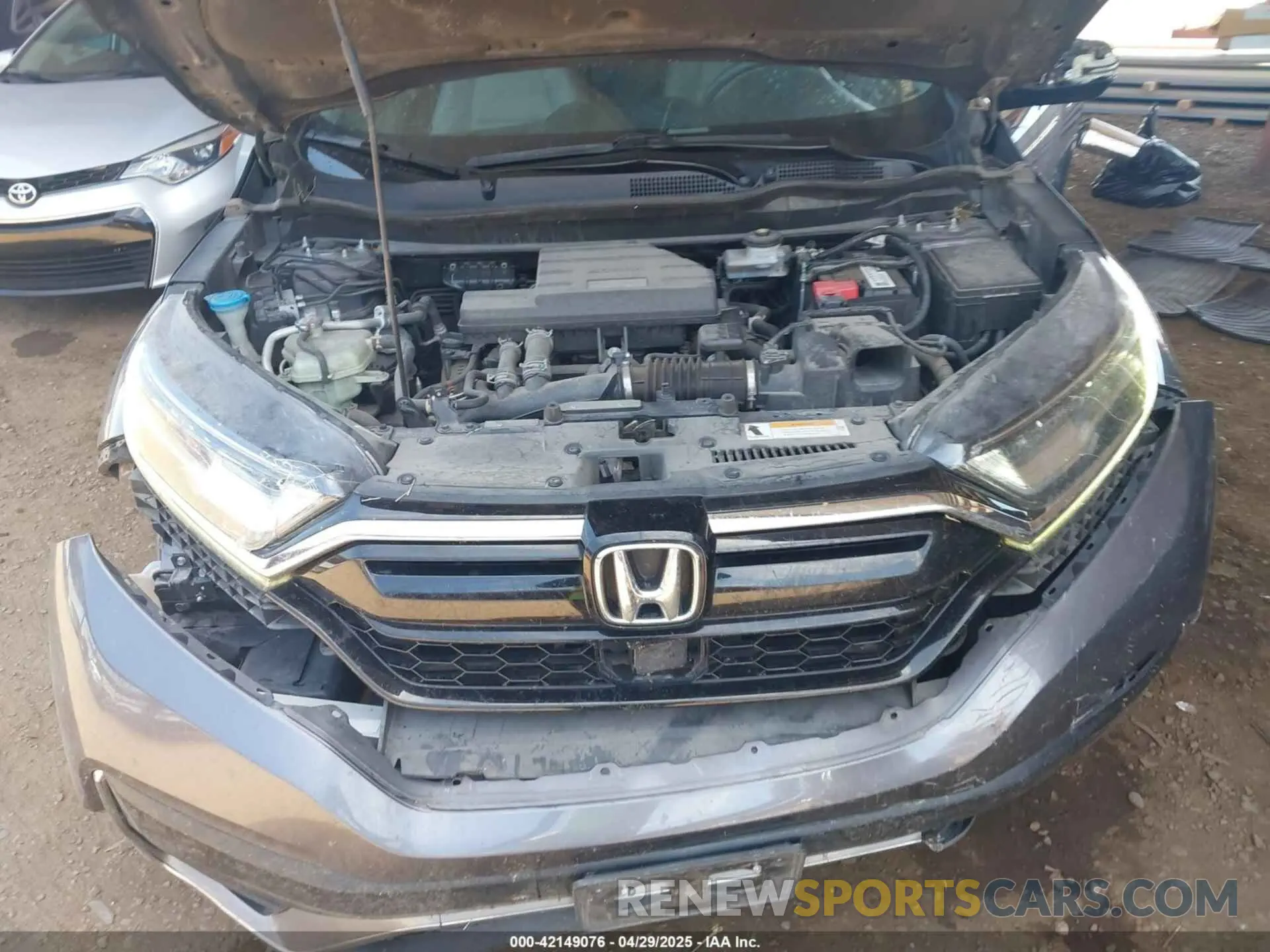 10 Photograph of a damaged car 2HKRW2H9XLH649543 HONDA CR-V 2020