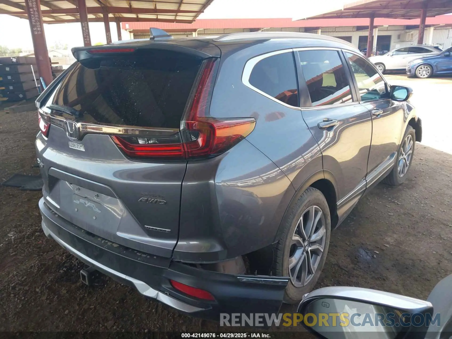 4 Photograph of a damaged car 2HKRW2H9XLH649543 HONDA CR-V 2020