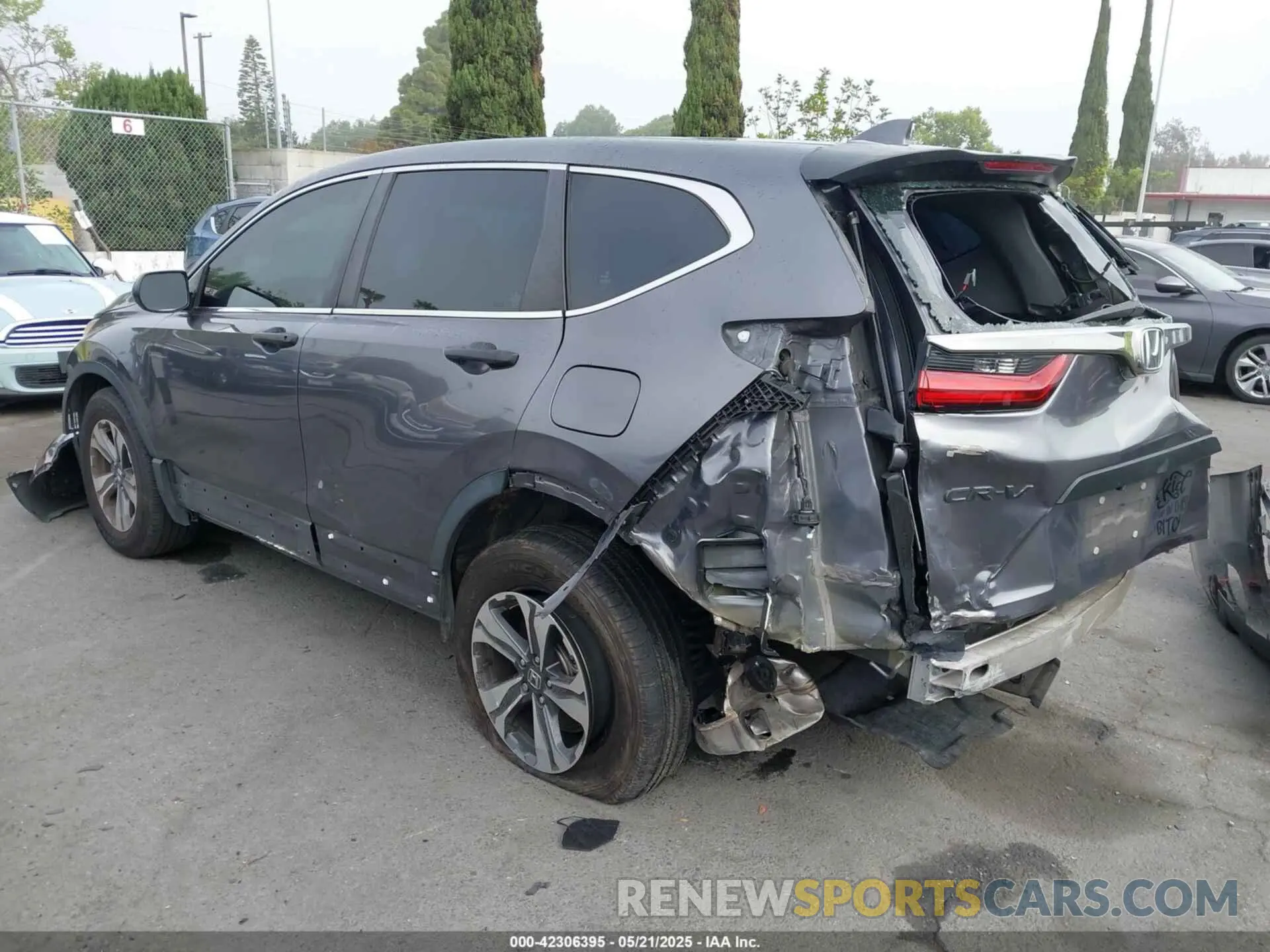 3 Photograph of a damaged car 5J6RW1H20LA001899 HONDA CR-V 2020