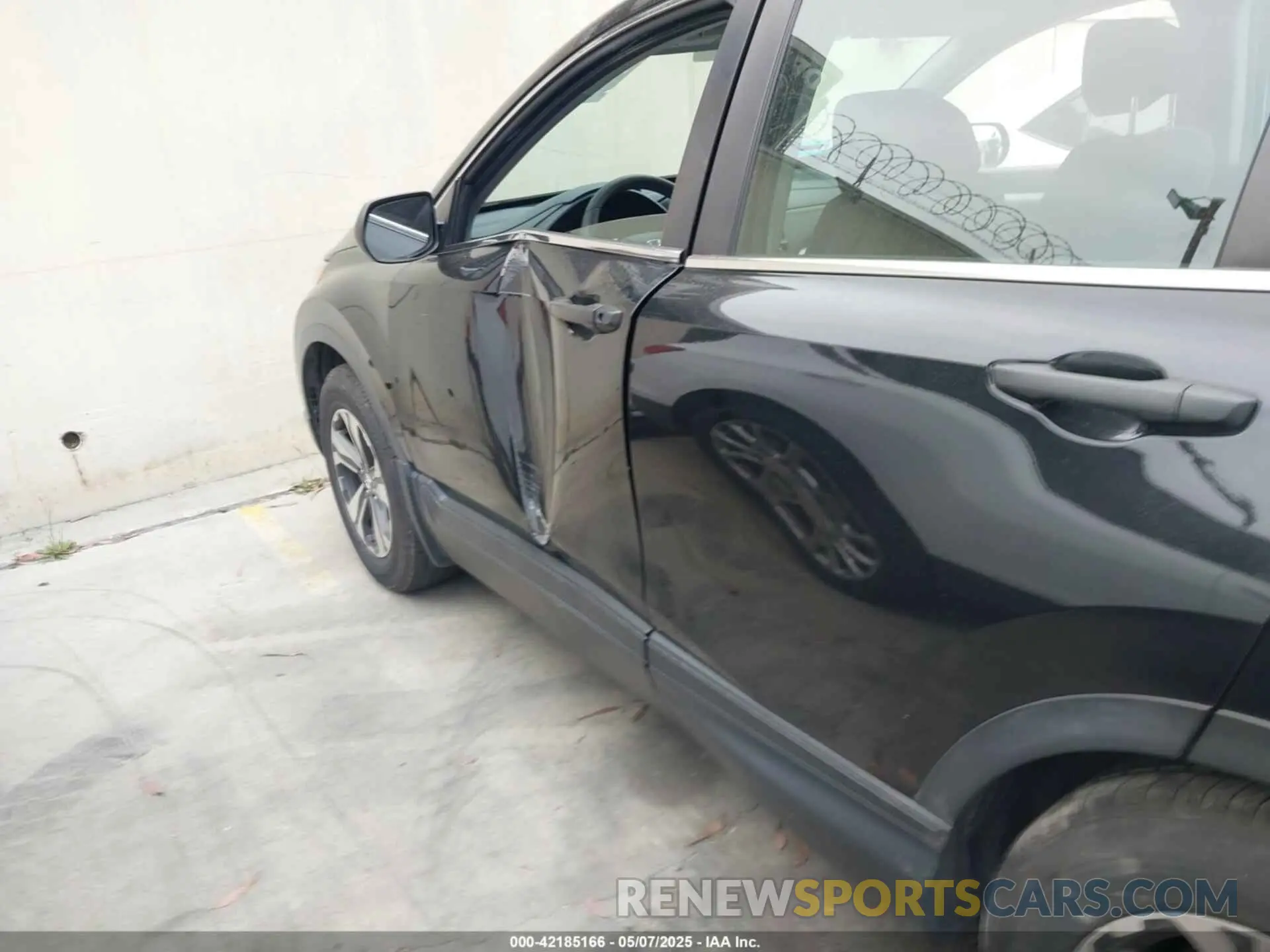 14 Photograph of a damaged car 5J6RW1H24LA015661 HONDA CR-V 2020