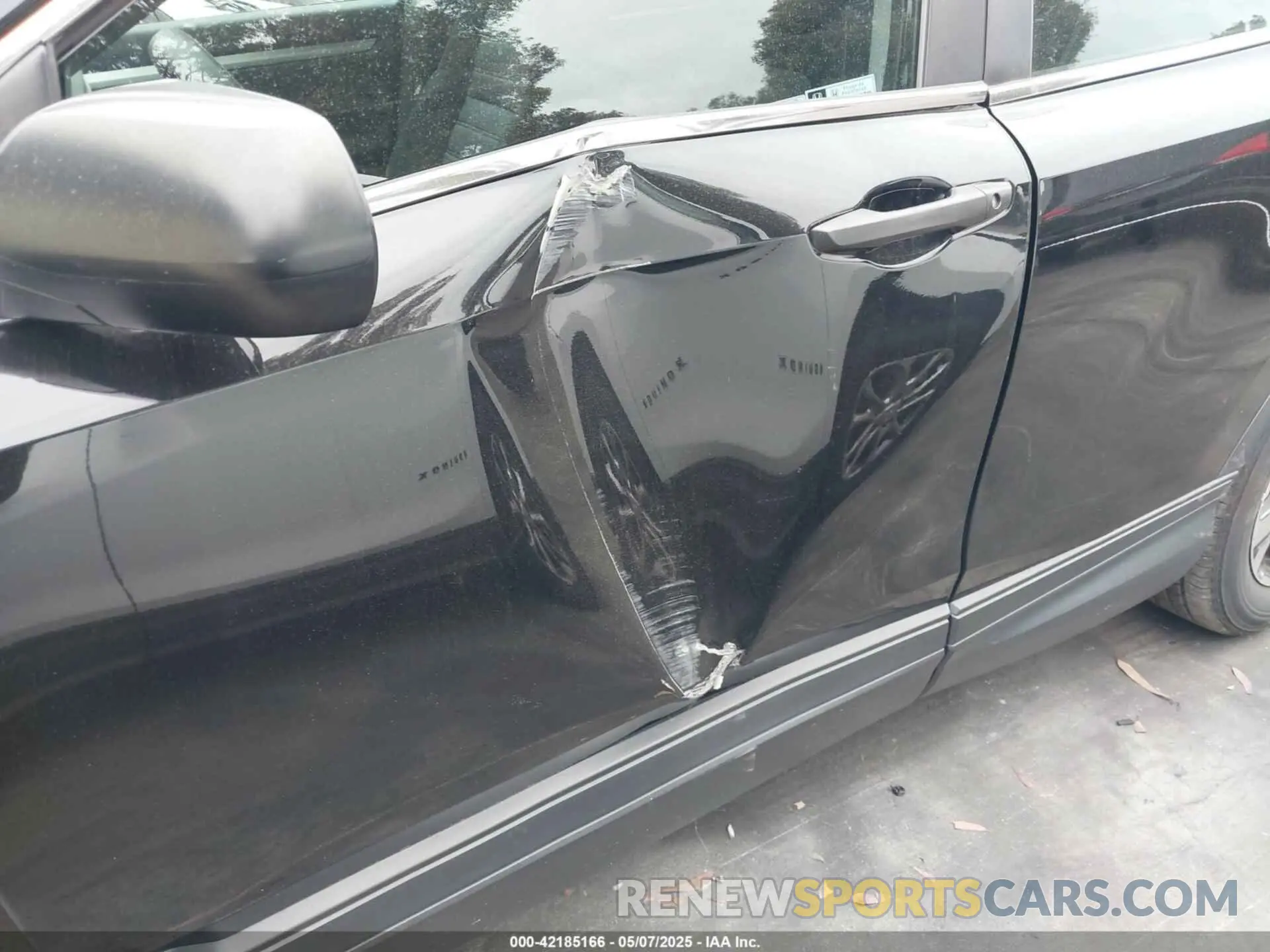 17 Photograph of a damaged car 5J6RW1H24LA015661 HONDA CR-V 2020