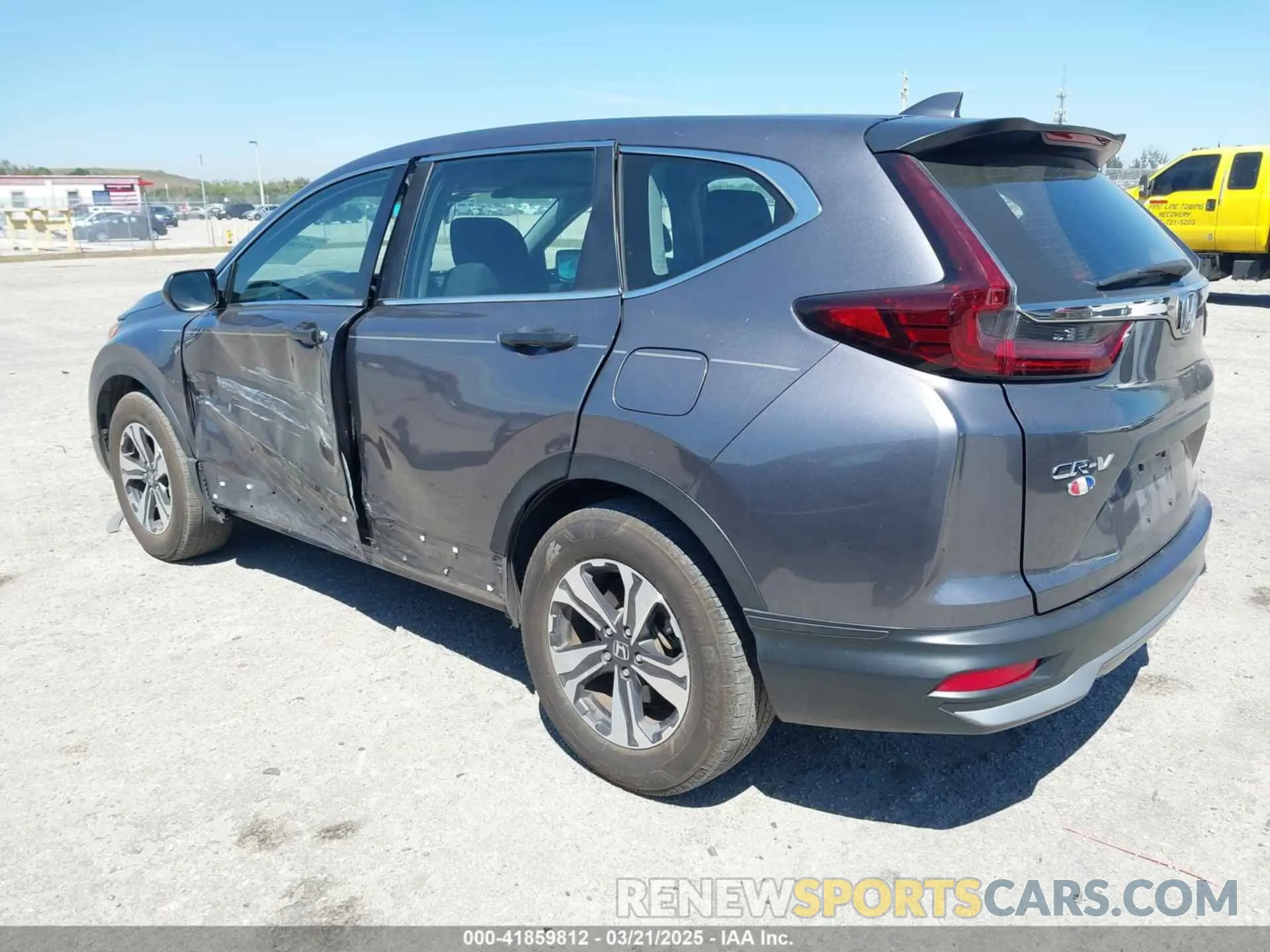 3 Photograph of a damaged car 5J6RW1H24LL010044 HONDA CR-V 2020