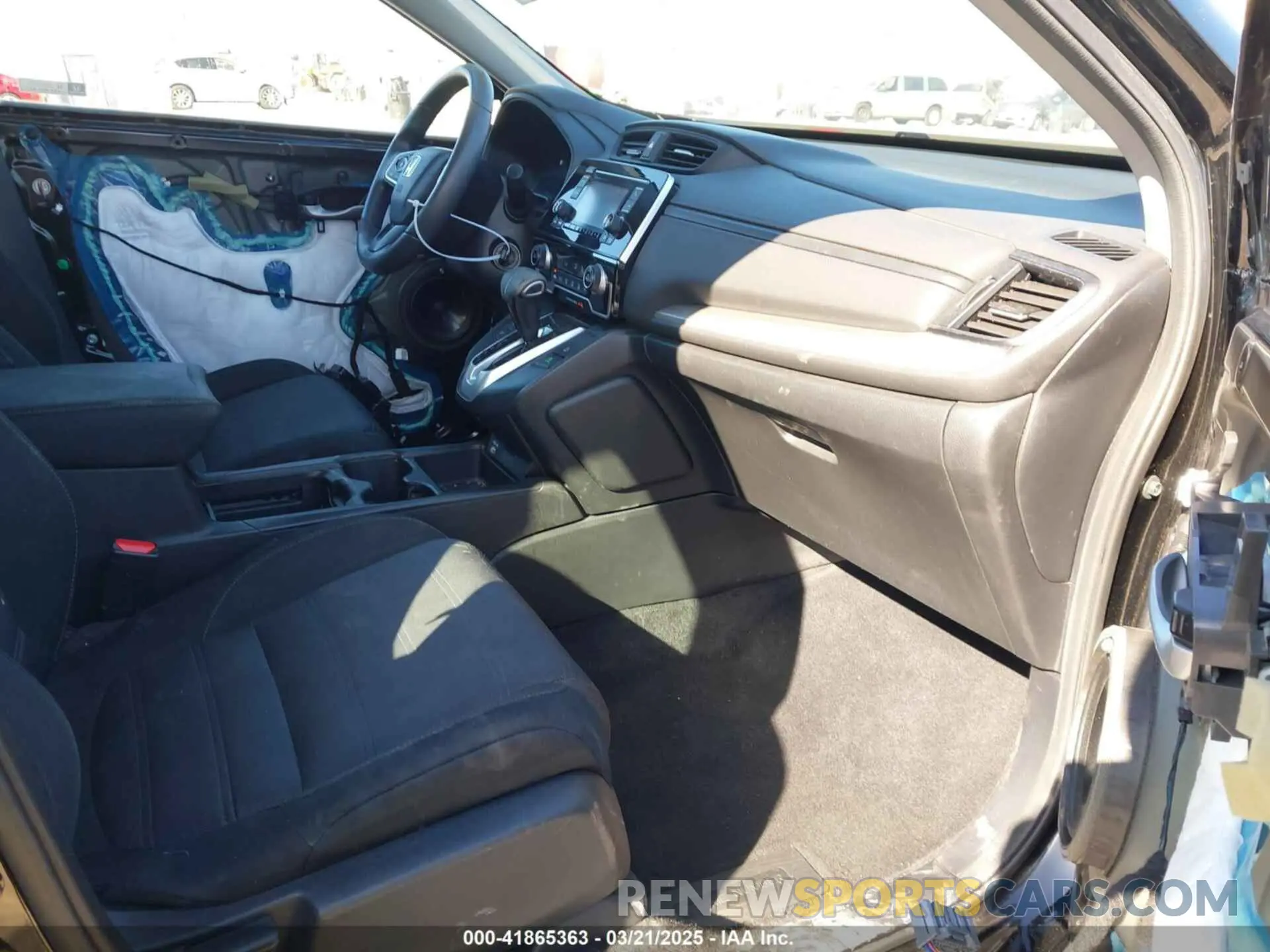 5 Photograph of a damaged car 5J6RW1H28LA005814 HONDA CR-V 2020