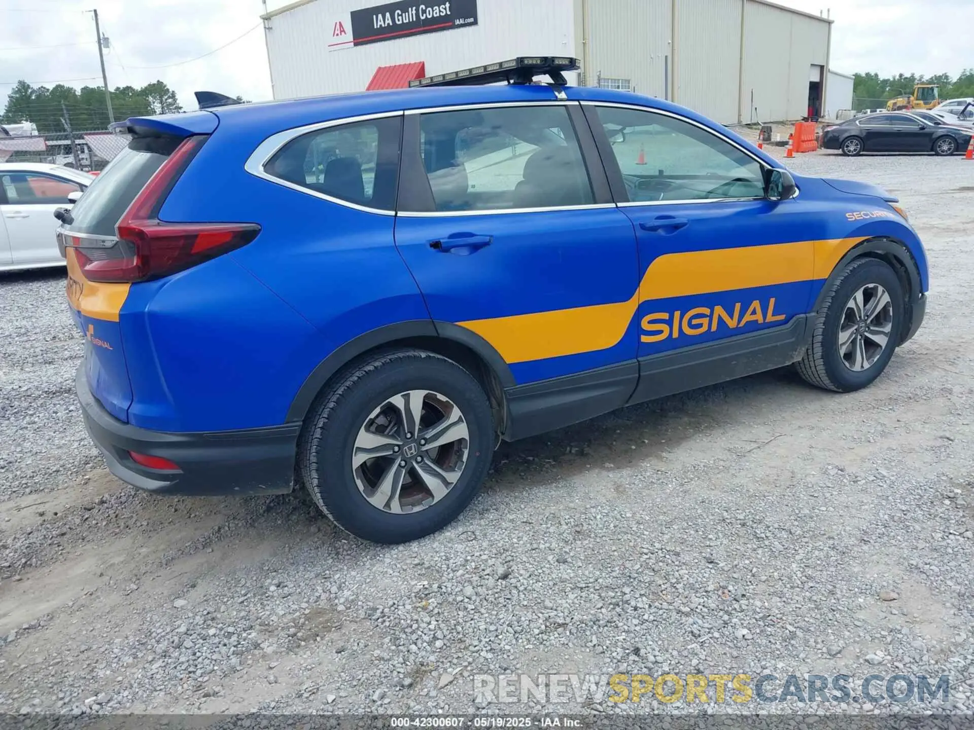 4 Photograph of a damaged car 5J6RW1H28LL007227 HONDA CR-V 2020