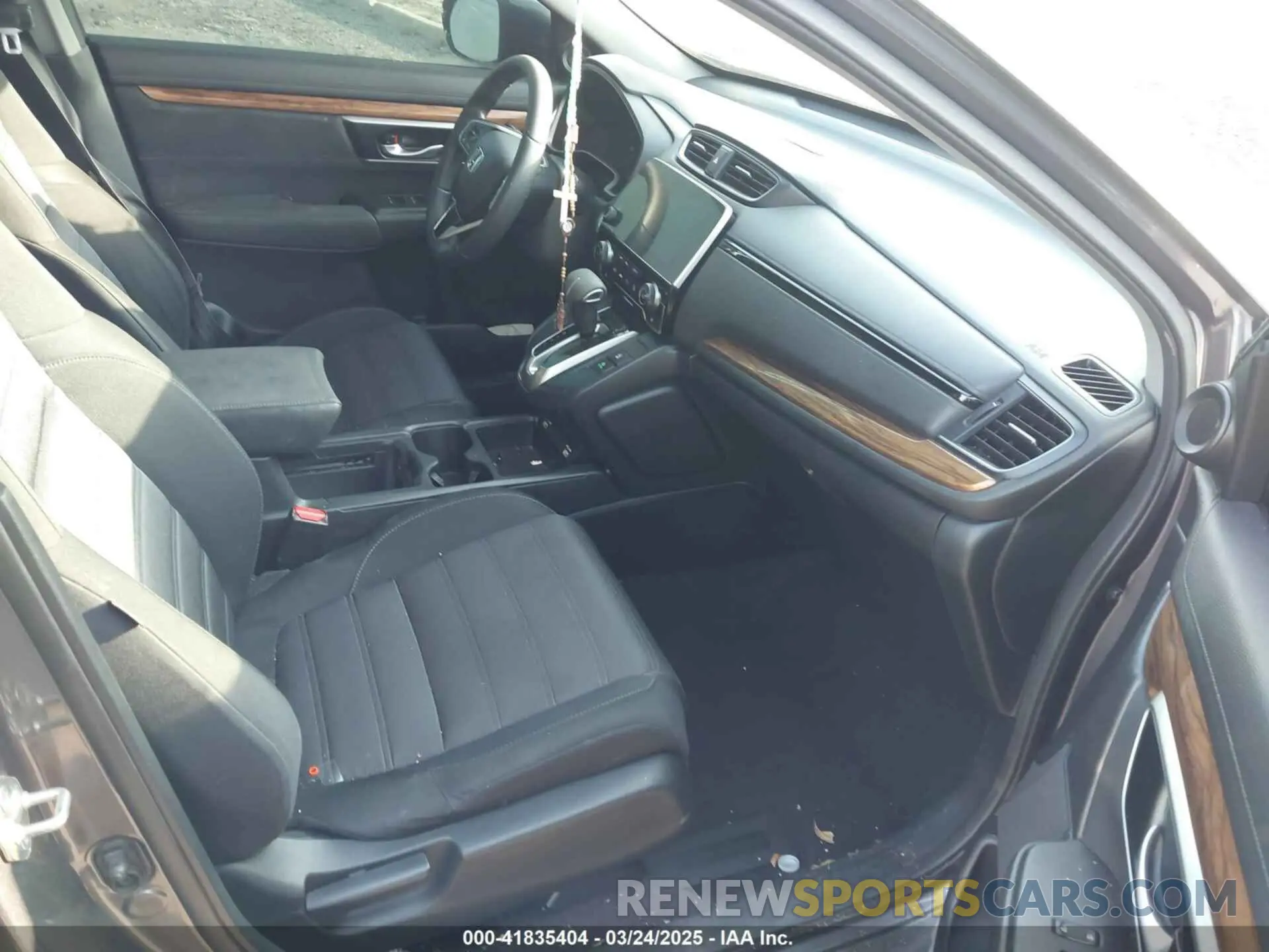 5 Photograph of a damaged car 5J6RW1H50LA019300 HONDA CR-V 2020