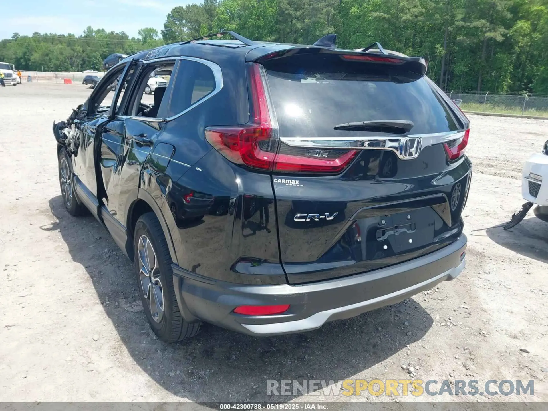 3 Photograph of a damaged car 5J6RW1H51LL013655 HONDA CR-V 2020