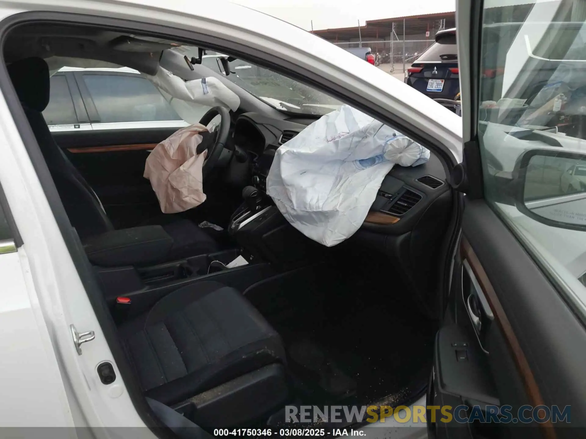 5 Photograph of a damaged car 5J6RW1H52LL013387 HONDA CR-V 2020