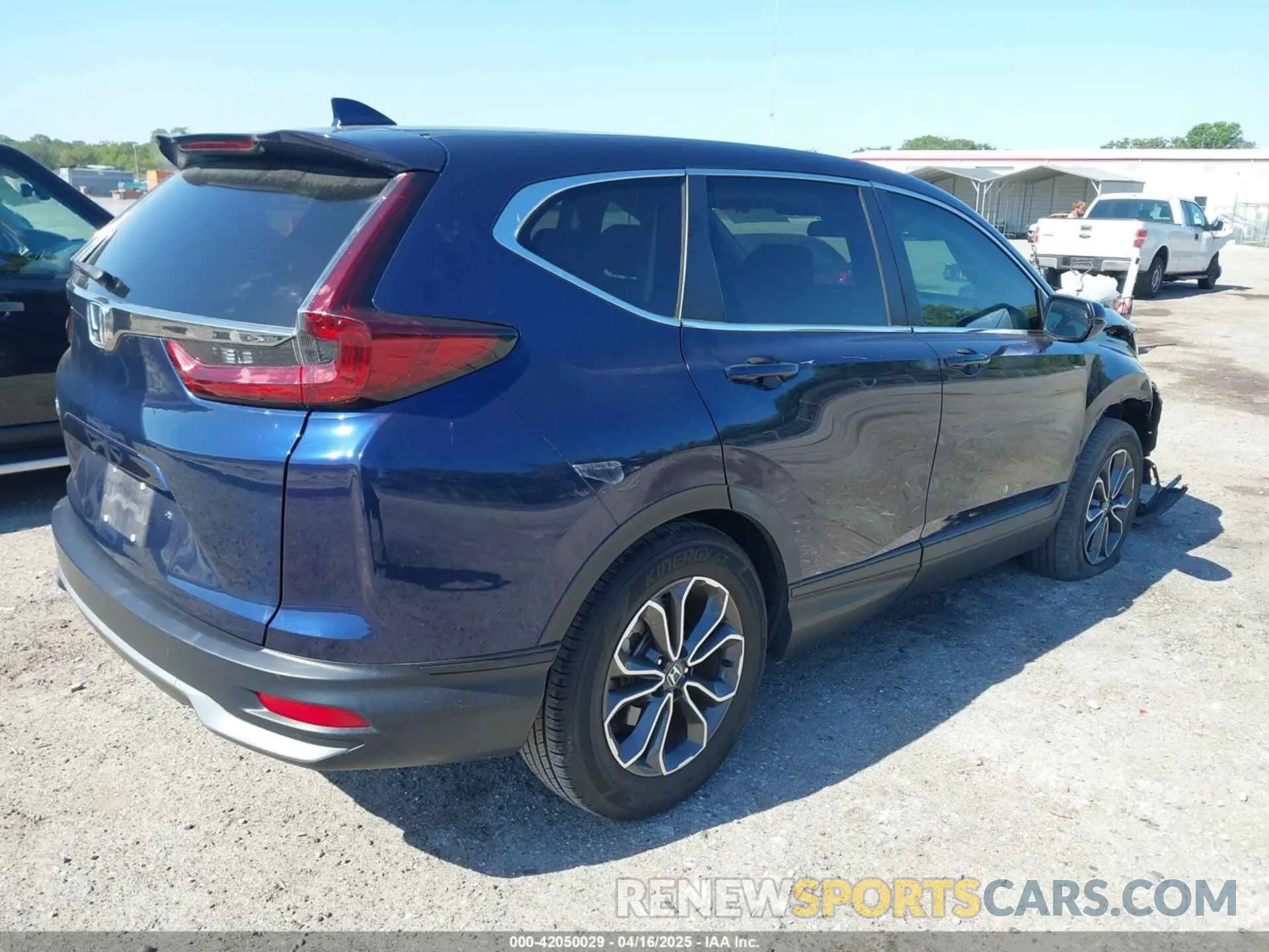 4 Photograph of a damaged car 5J6RW1H56LA006163 HONDA CR-V 2020