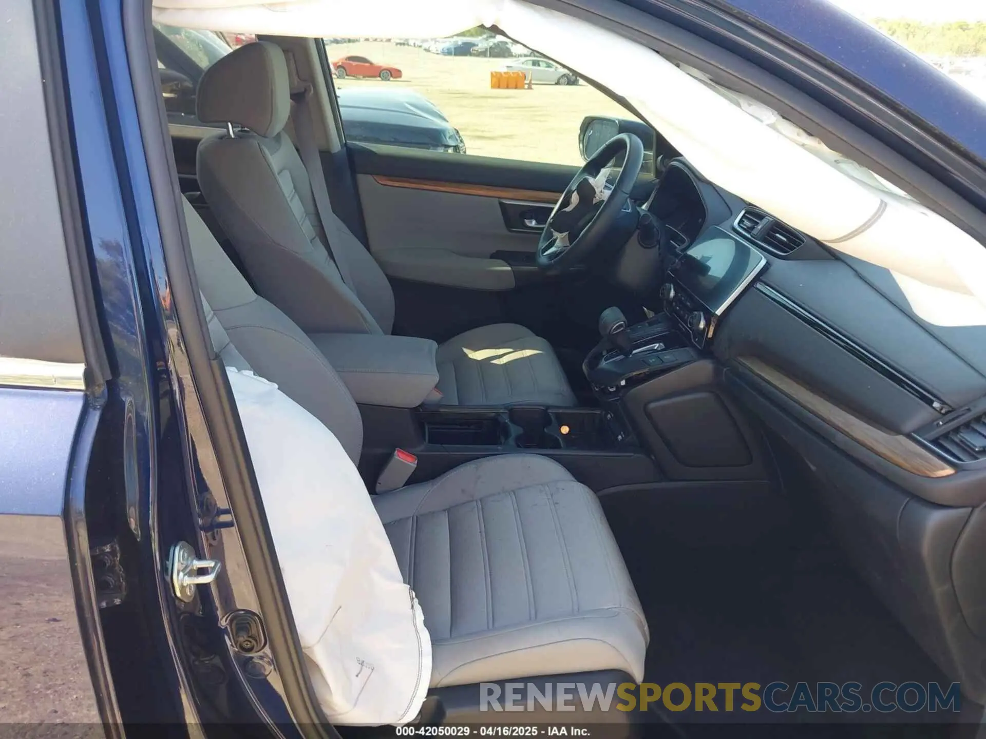5 Photograph of a damaged car 5J6RW1H56LA006163 HONDA CR-V 2020