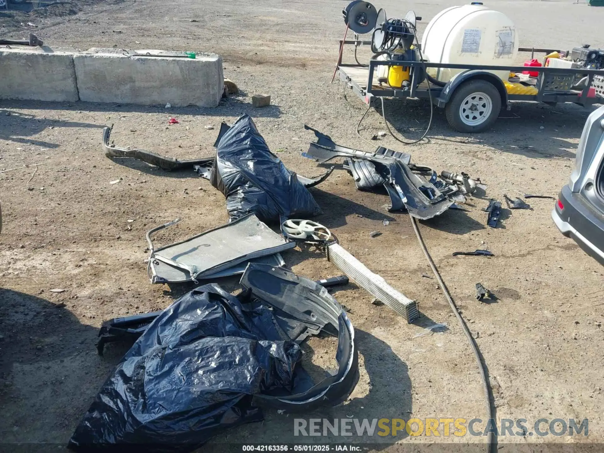 11 Photograph of a damaged car 5J6RW1H56LA019107 HONDA CR-V 2020