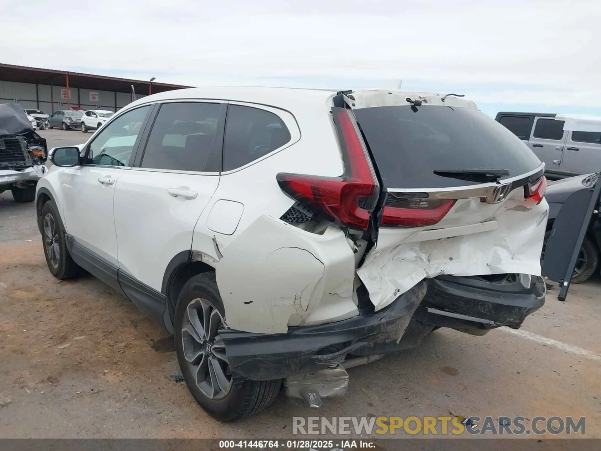 14 Photograph of a damaged car 5J6RW1H5XLA014301 HONDA CR-V 2020