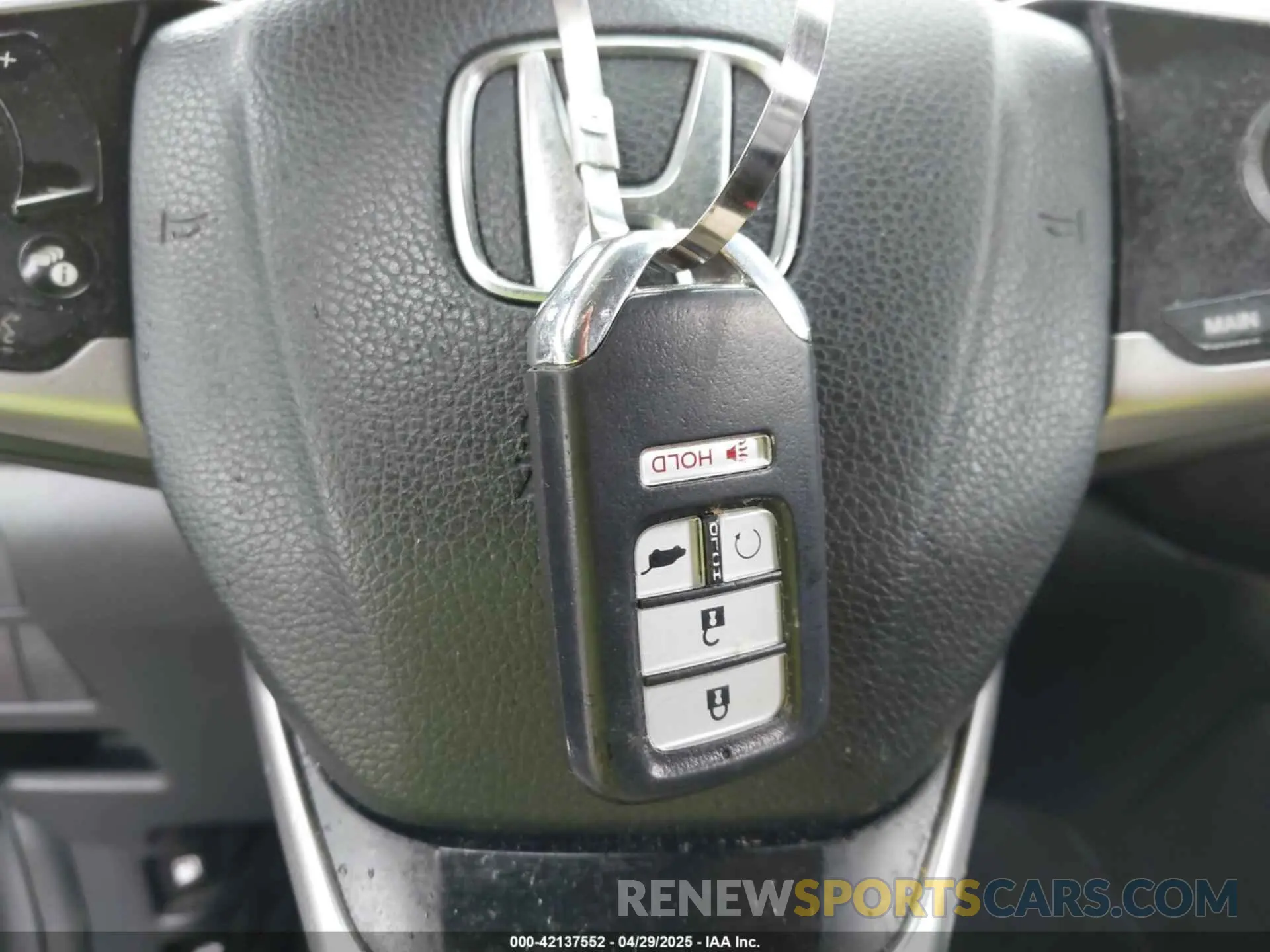 11 Photograph of a damaged car 5J6RW1H83LL012548 HONDA CR-V 2020