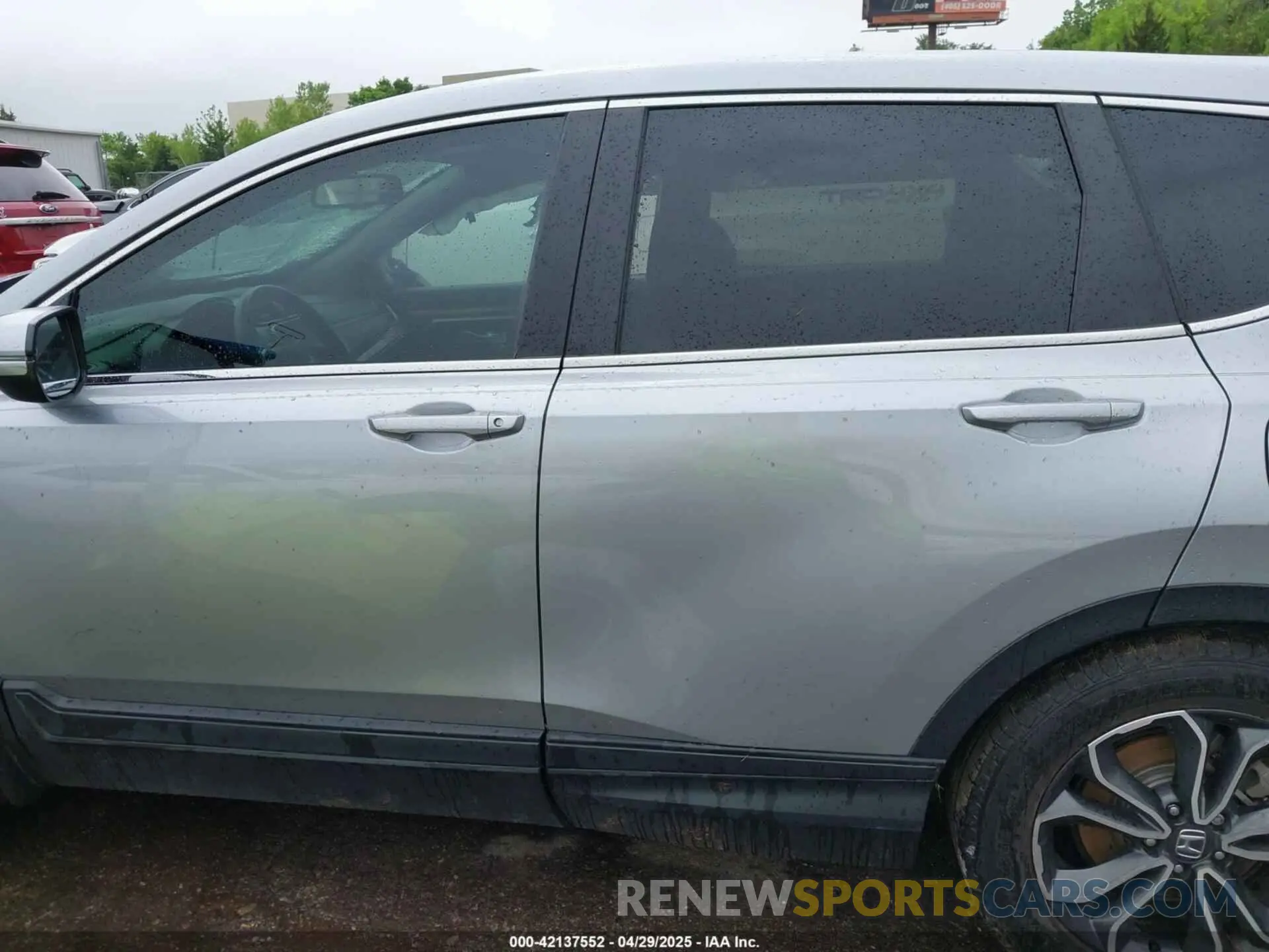 14 Photograph of a damaged car 5J6RW1H83LL012548 HONDA CR-V 2020