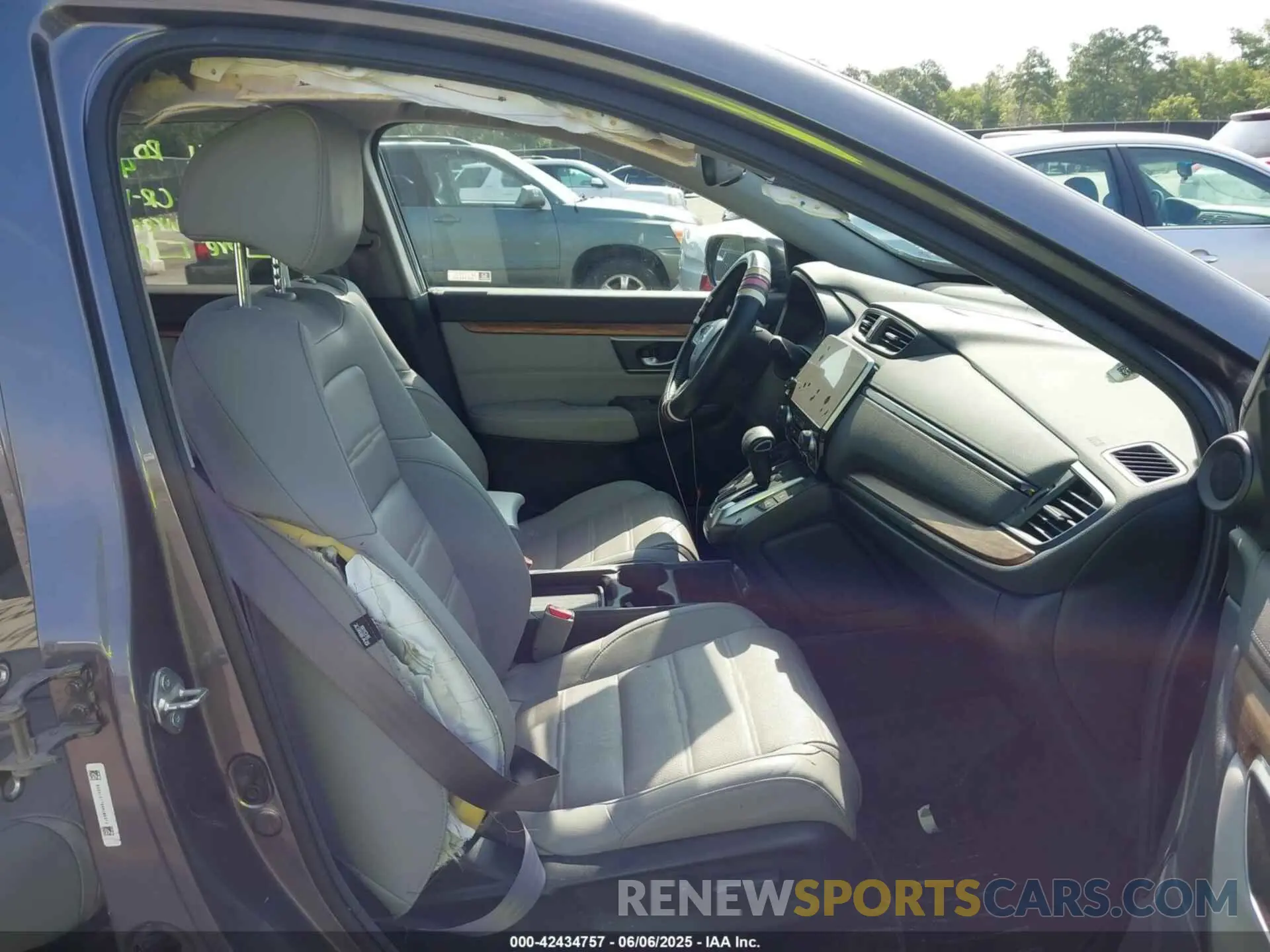 5 Photograph of a damaged car 5J6RW1H86LL014908 HONDA CR-V 2020