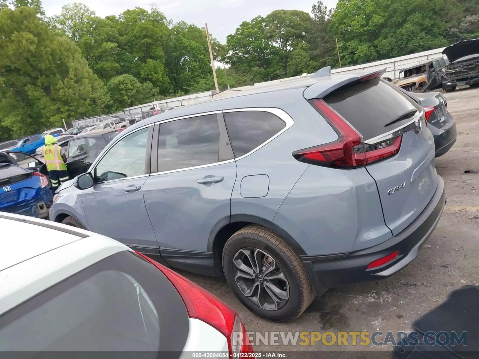 14 Photograph of a damaged car 5J6RW1H87LL002878 HONDA CR-V 2020