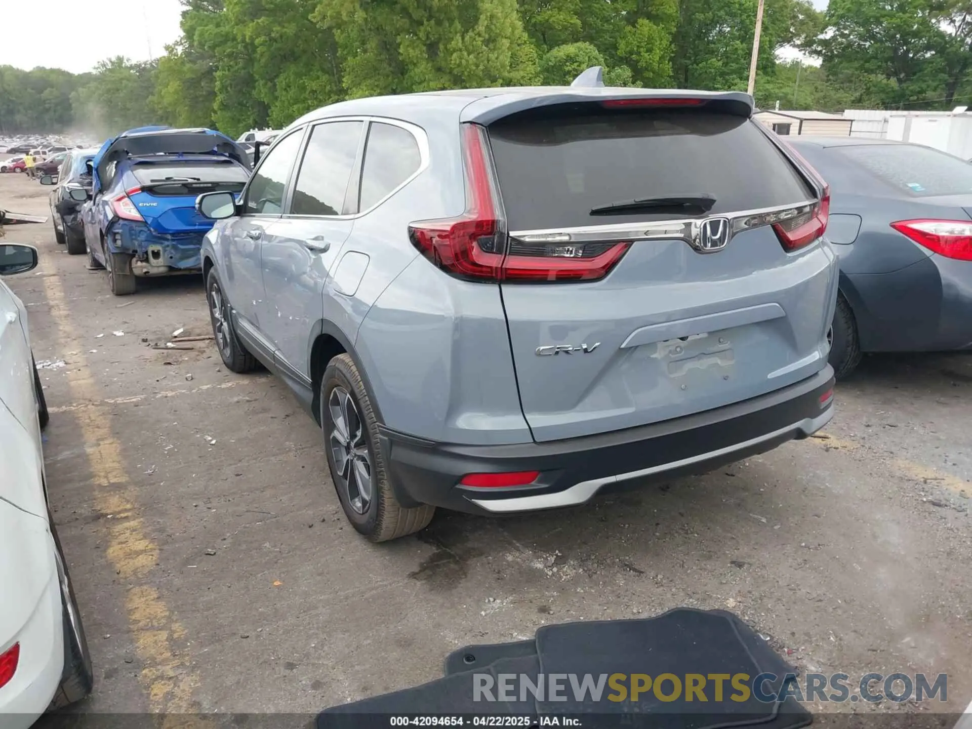 3 Photograph of a damaged car 5J6RW1H87LL002878 HONDA CR-V 2020
