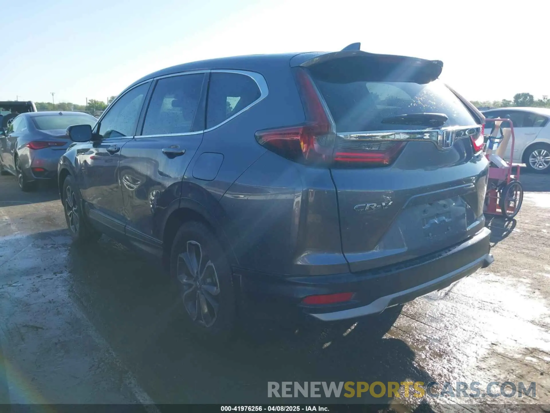 3 Photograph of a damaged car 5J6RW1H88LL014893 HONDA CR-V 2020