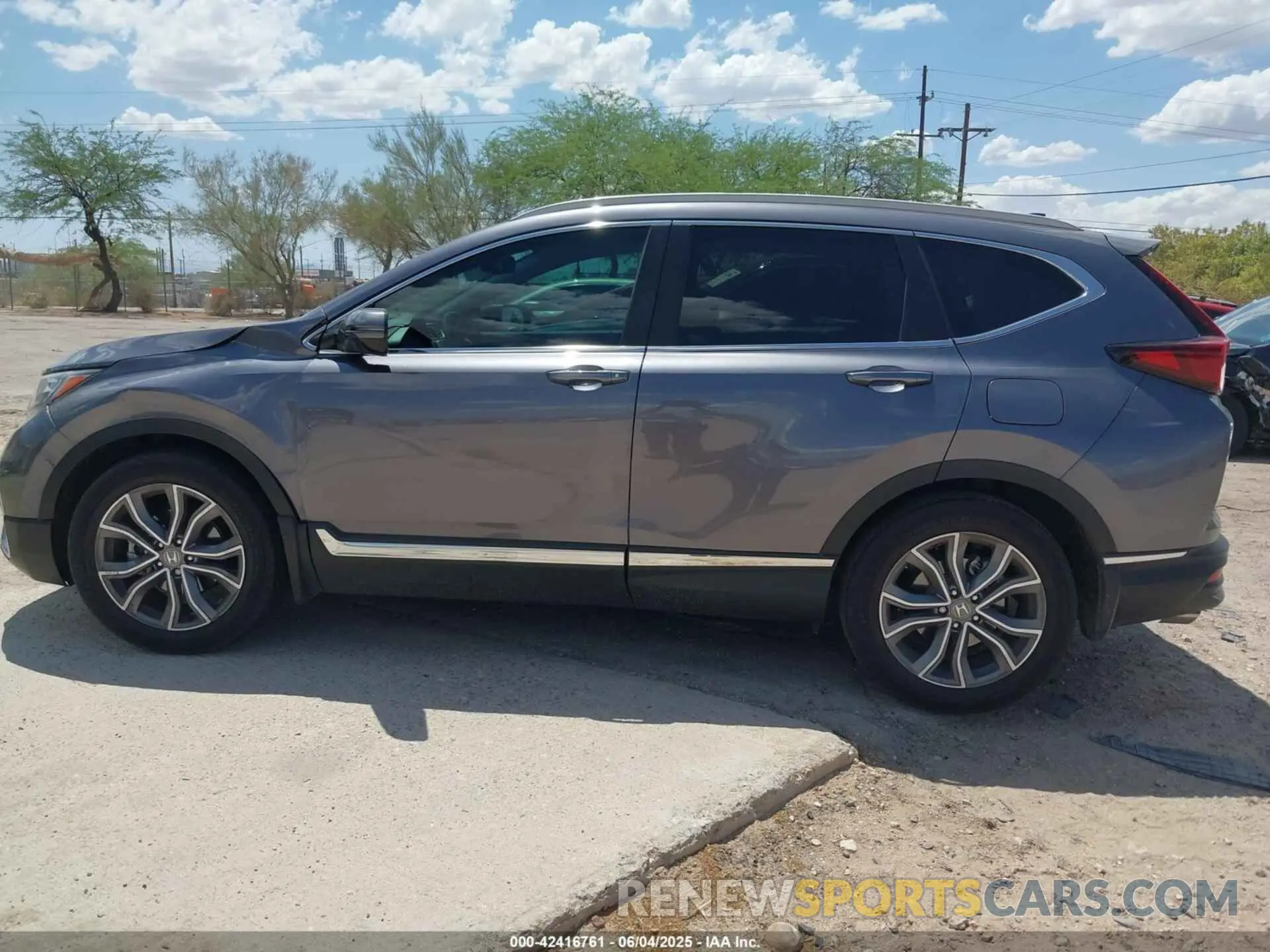 14 Photograph of a damaged car 5J6RW1H95LL011782 HONDA CR-V 2020
