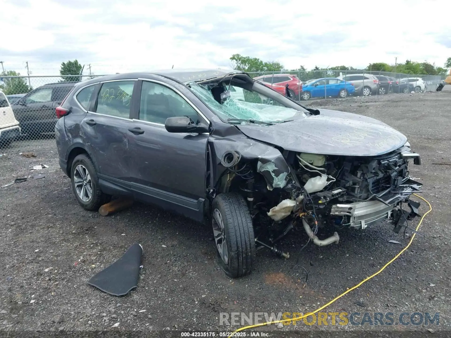 1 Photograph of a damaged car 5J6RW2H20LL014937 HONDA CR-V 2020