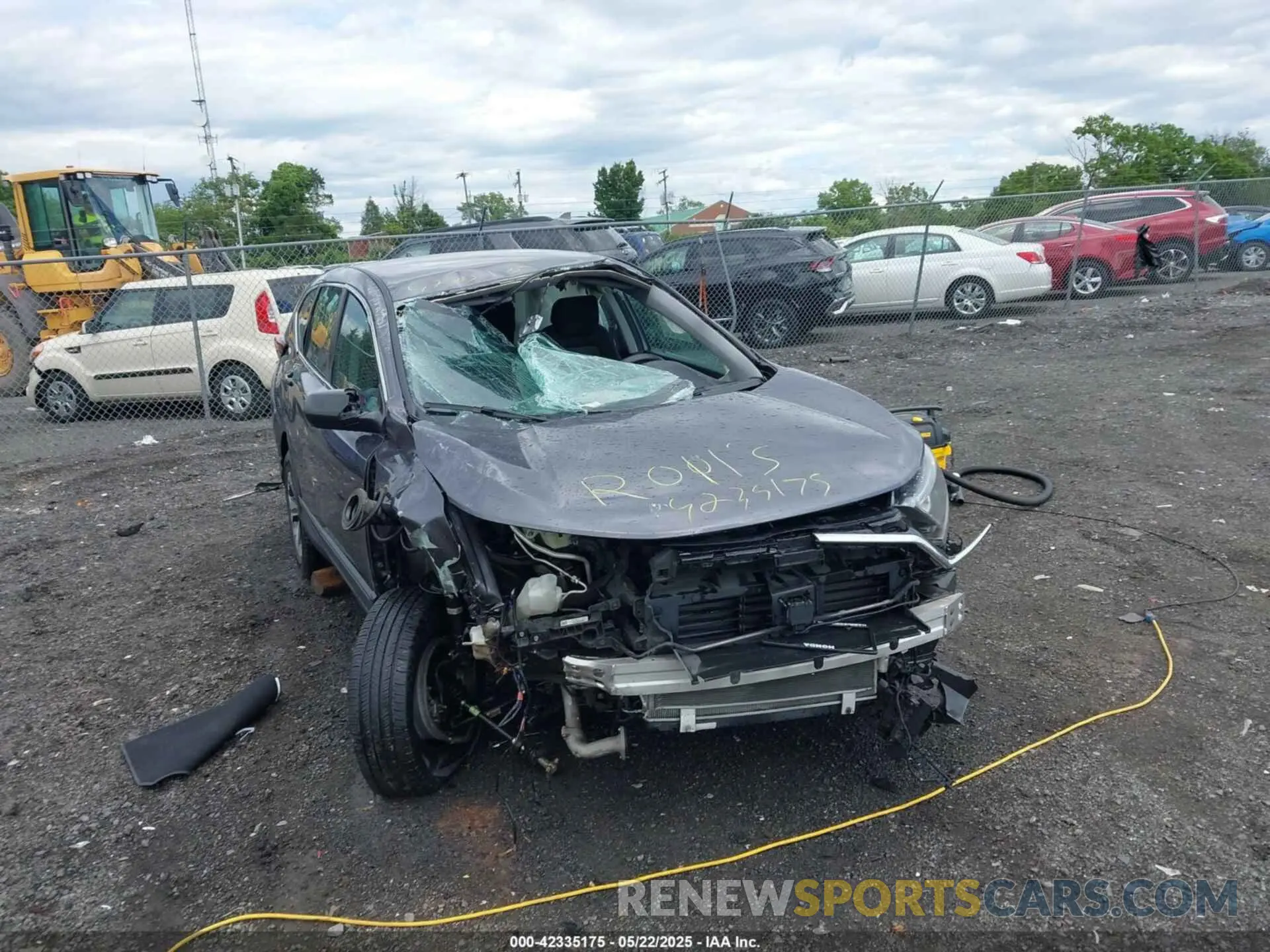 6 Photograph of a damaged car 5J6RW2H20LL014937 HONDA CR-V 2020