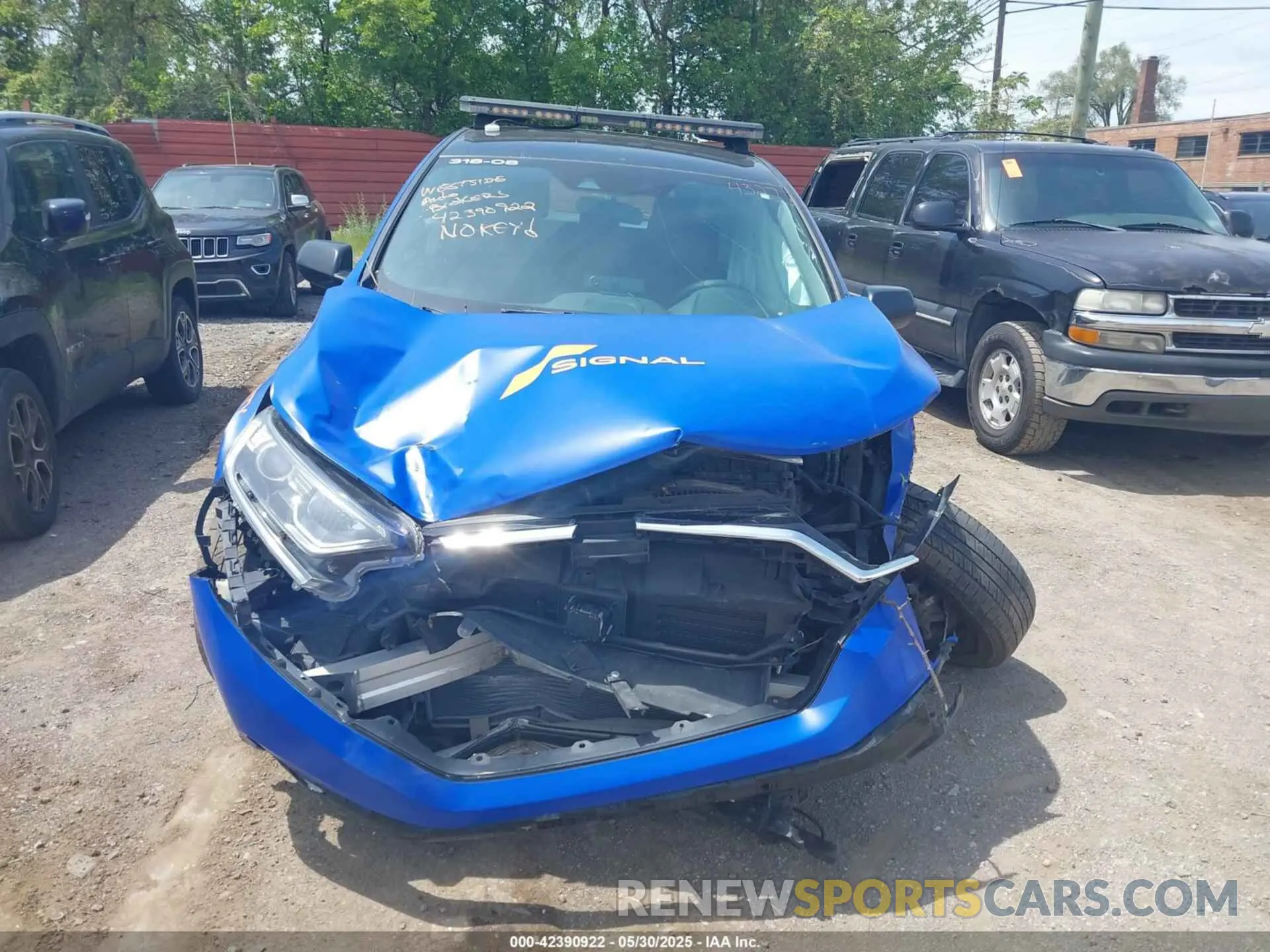12 Photograph of a damaged car 5J6RW2H21LA014327 HONDA CR-V 2020