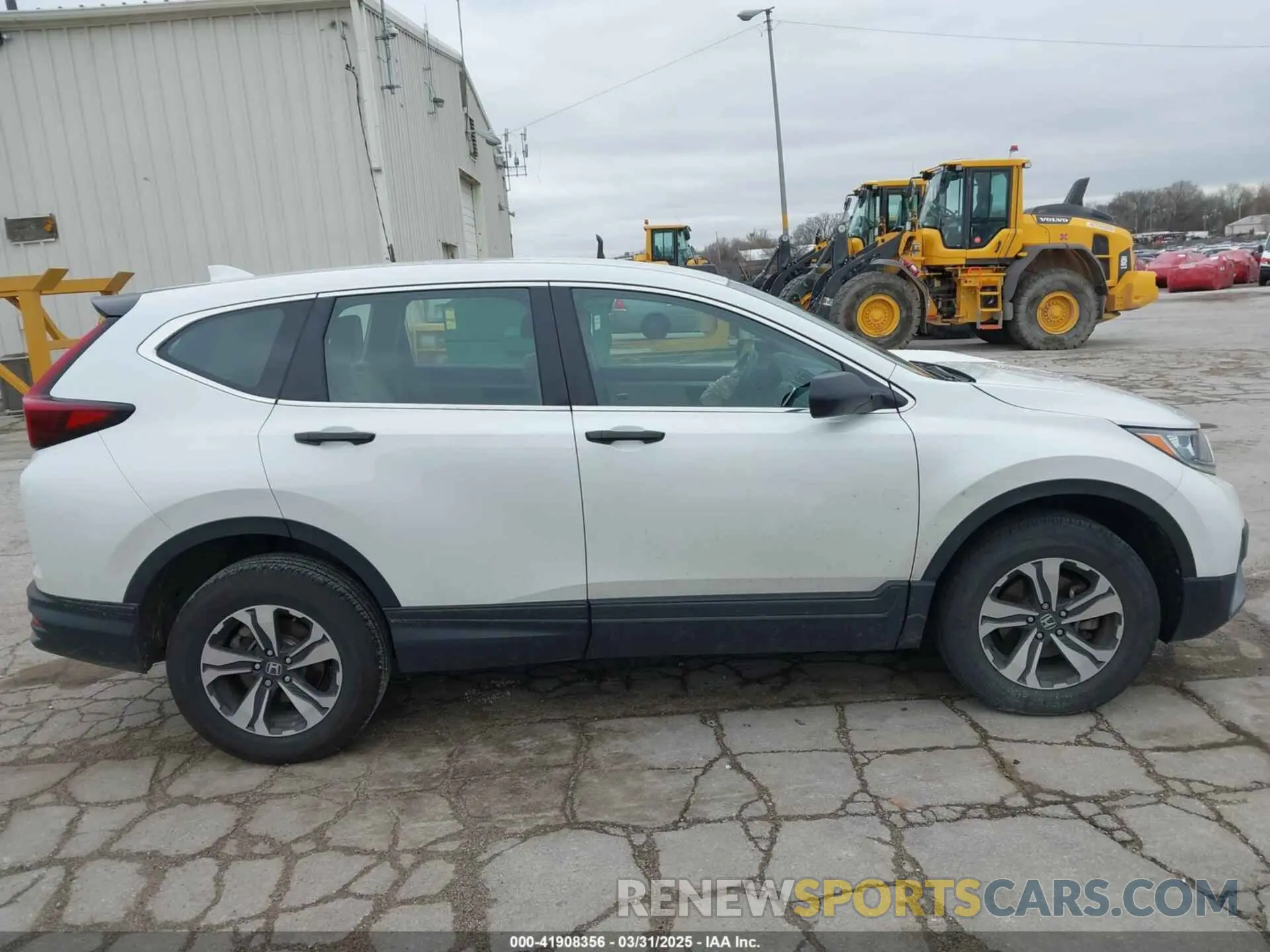 13 Photograph of a damaged car 5J6RW2H21LL012291 HONDA CR-V 2020
