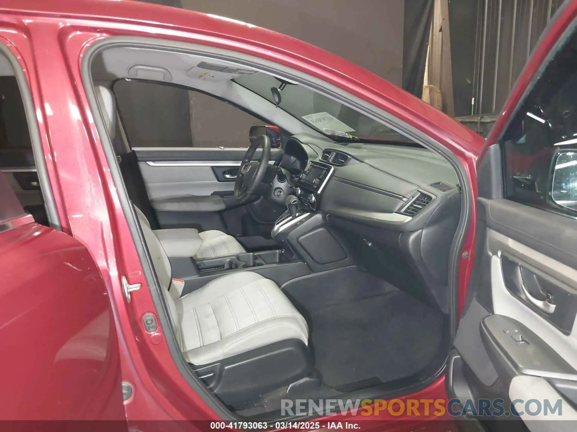 5 Photograph of a damaged car 5J6RW2H25LA012094 HONDA CR-V 2020