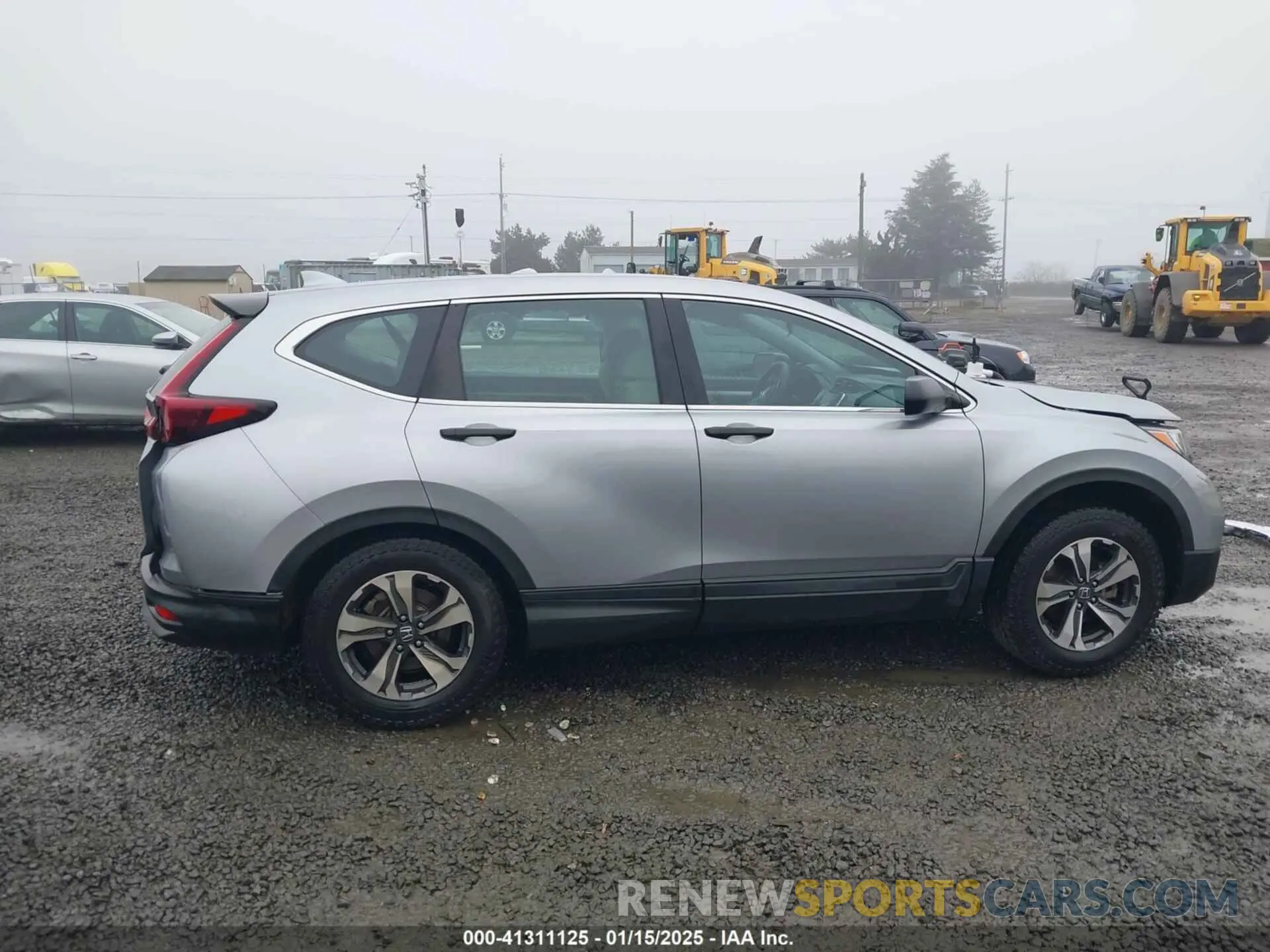 14 Photograph of a damaged car 5J6RW2H26LA005882 HONDA CR-V 2020
