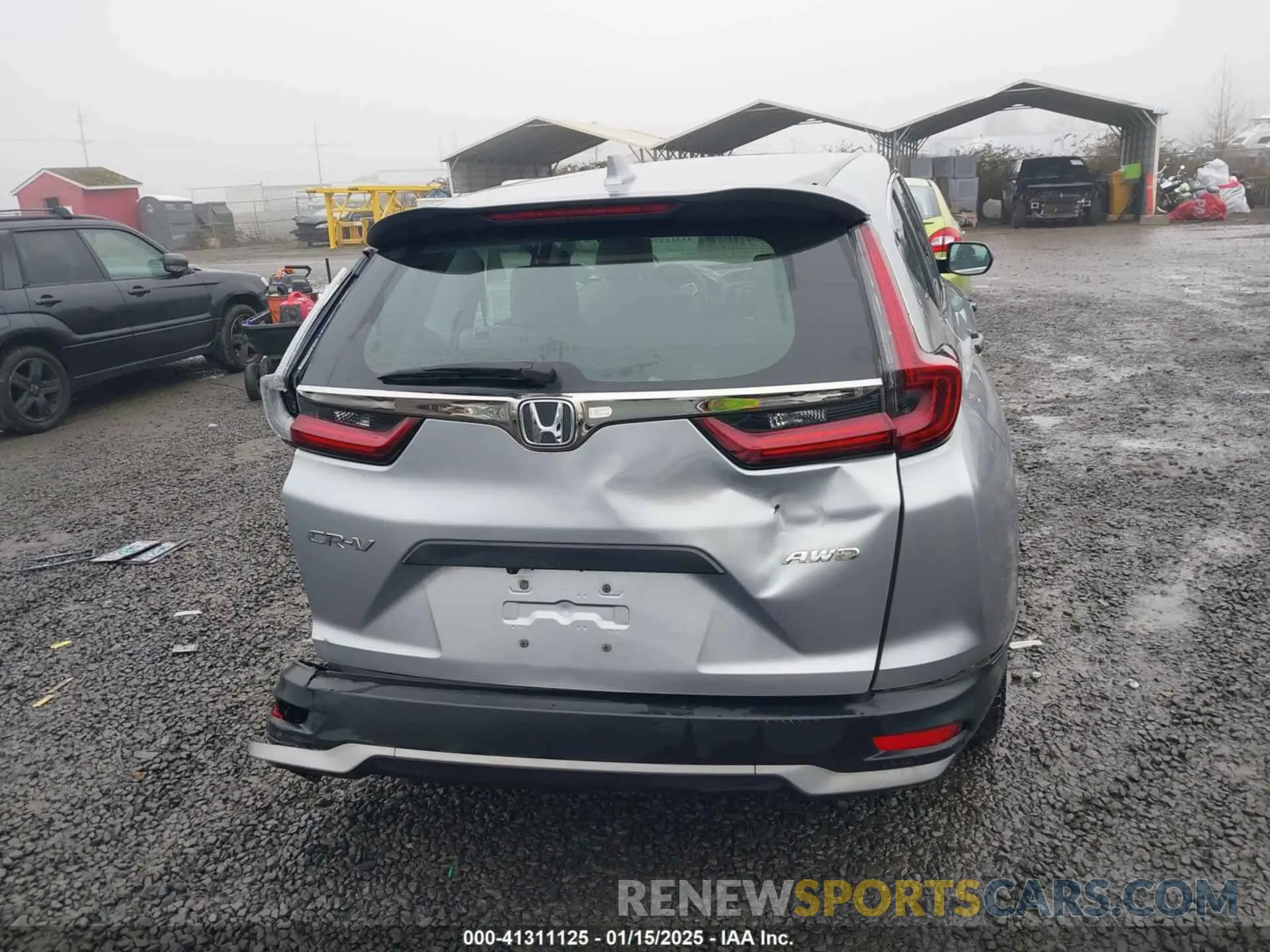17 Photograph of a damaged car 5J6RW2H26LA005882 HONDA CR-V 2020