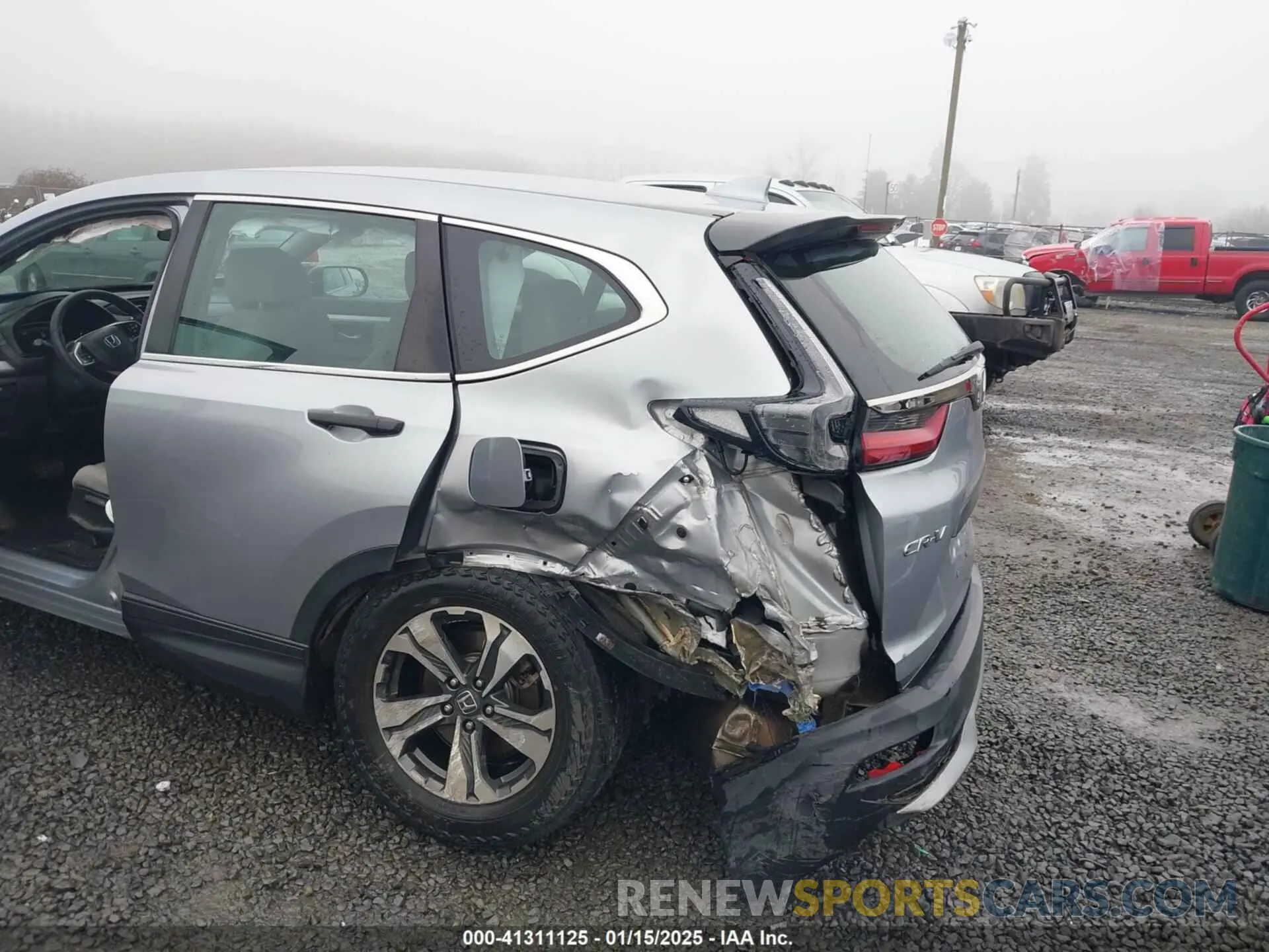 6 Photograph of a damaged car 5J6RW2H26LA005882 HONDA CR-V 2020