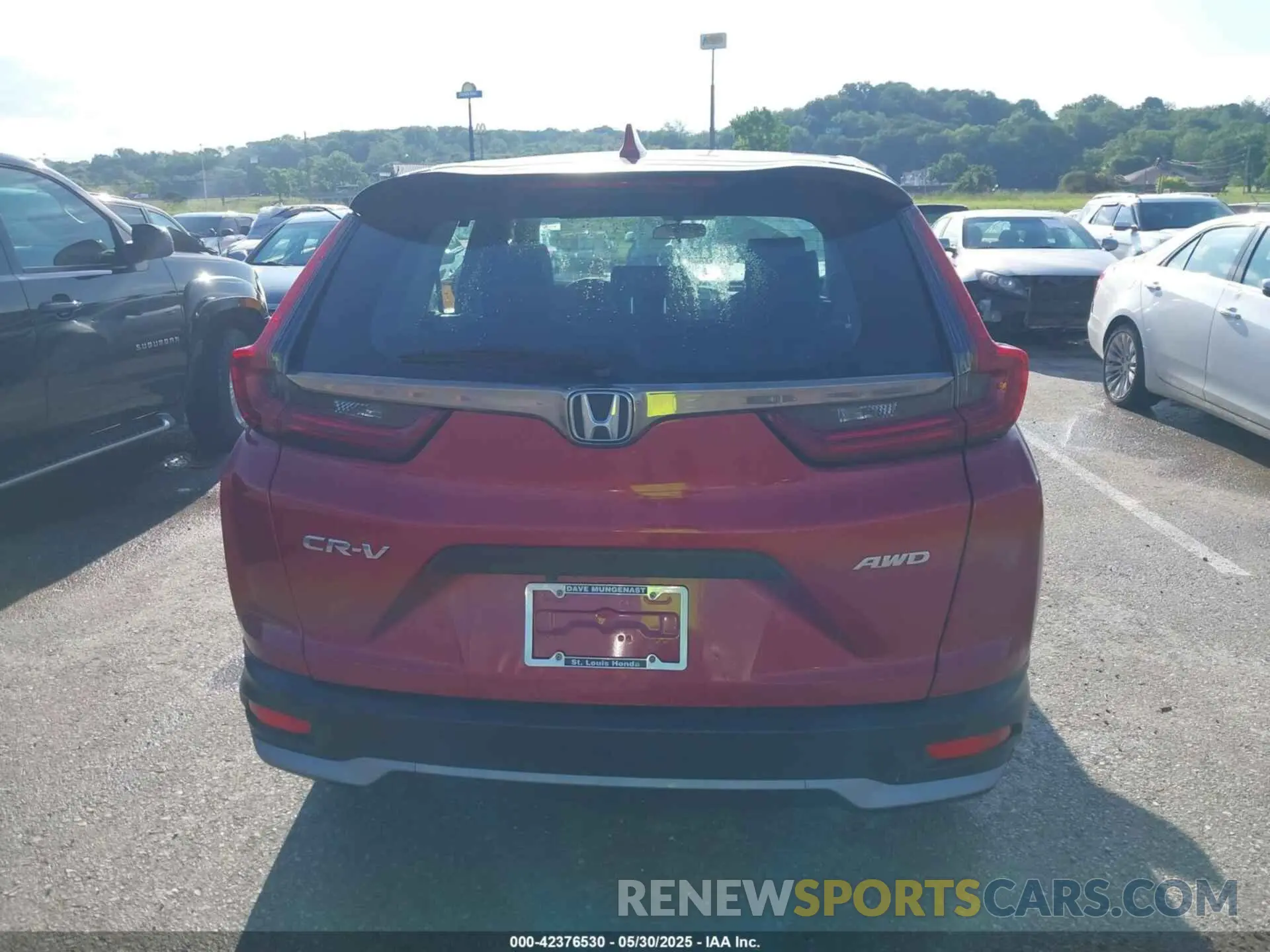 17 Photograph of a damaged car 5J6RW2H29LL014015 HONDA CR-V 2020
