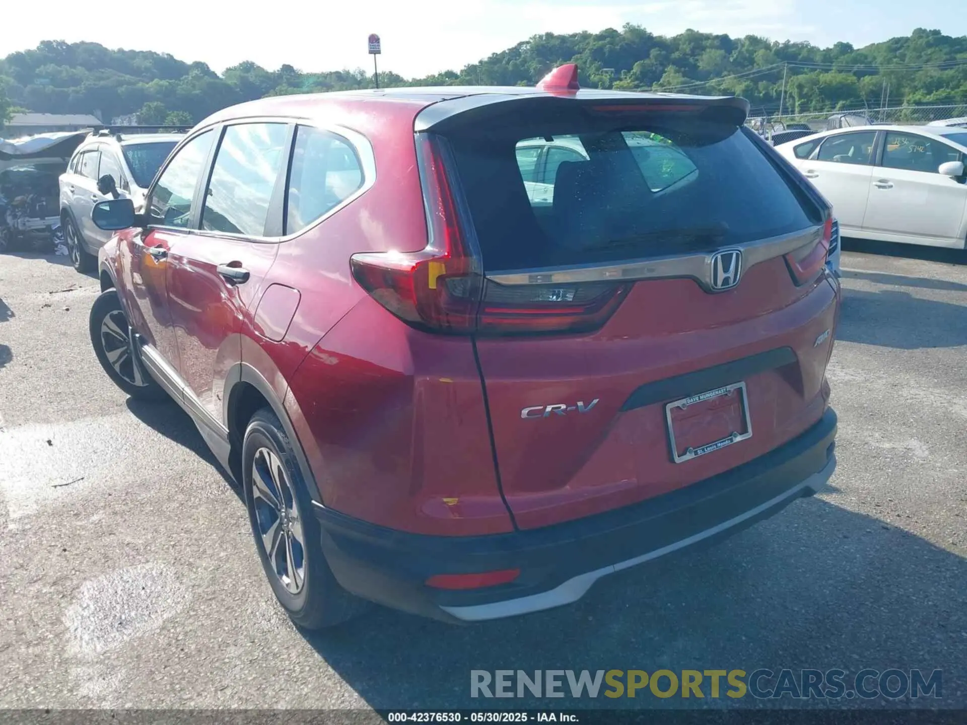 3 Photograph of a damaged car 5J6RW2H29LL014015 HONDA CR-V 2020