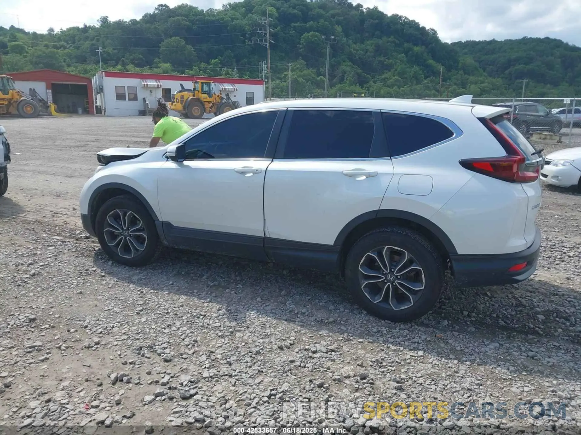15 Photograph of a damaged car 5J6RW2H50LA020632 HONDA CR-V 2020