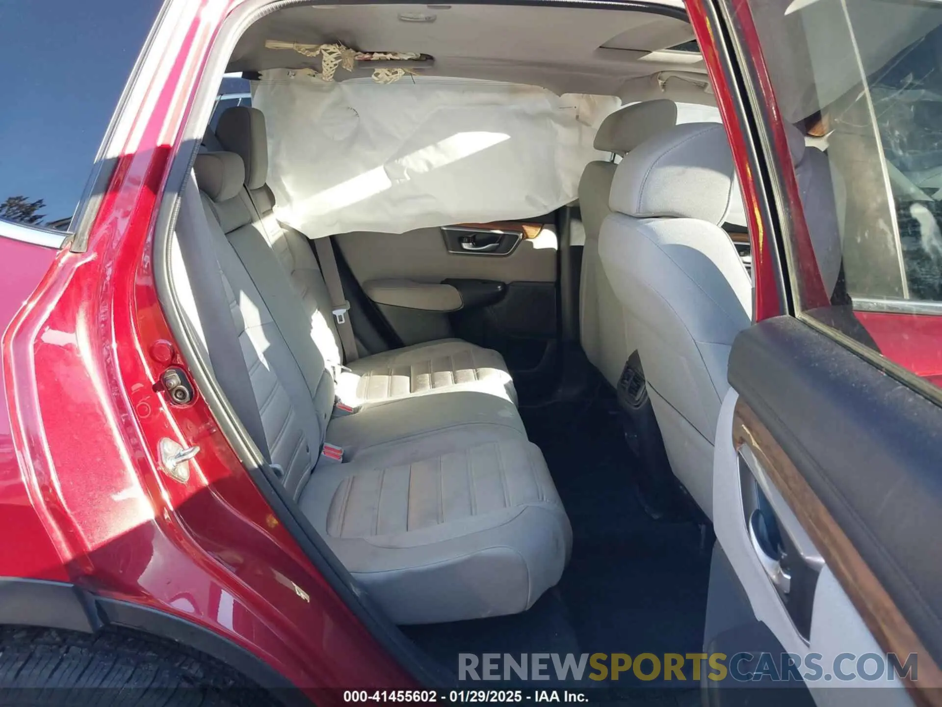 8 Photograph of a damaged car 5J6RW2H51LA003242 HONDA CR-V 2020