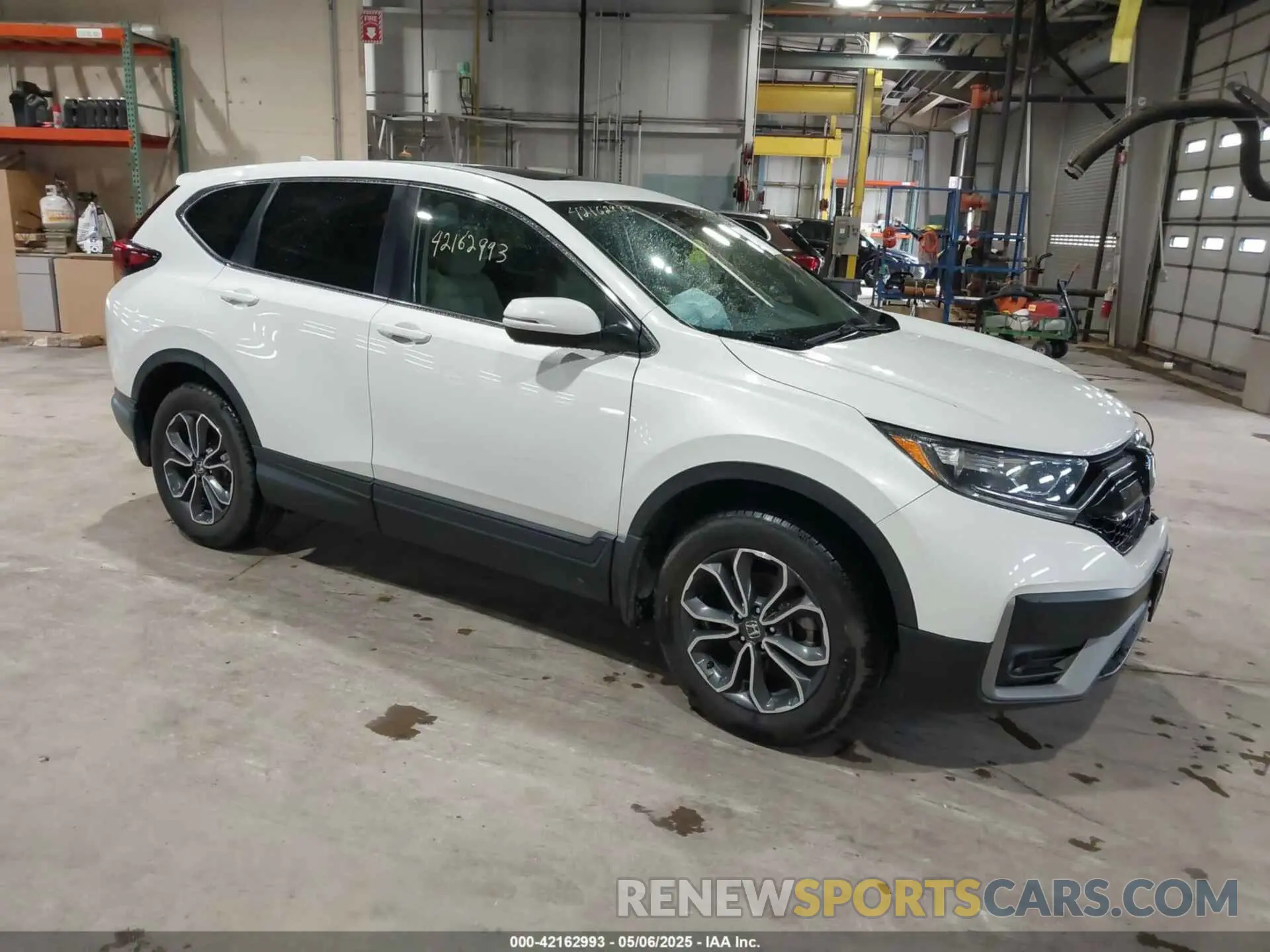 1 Photograph of a damaged car 5J6RW2H52LL044645 HONDA CR-V 2020
