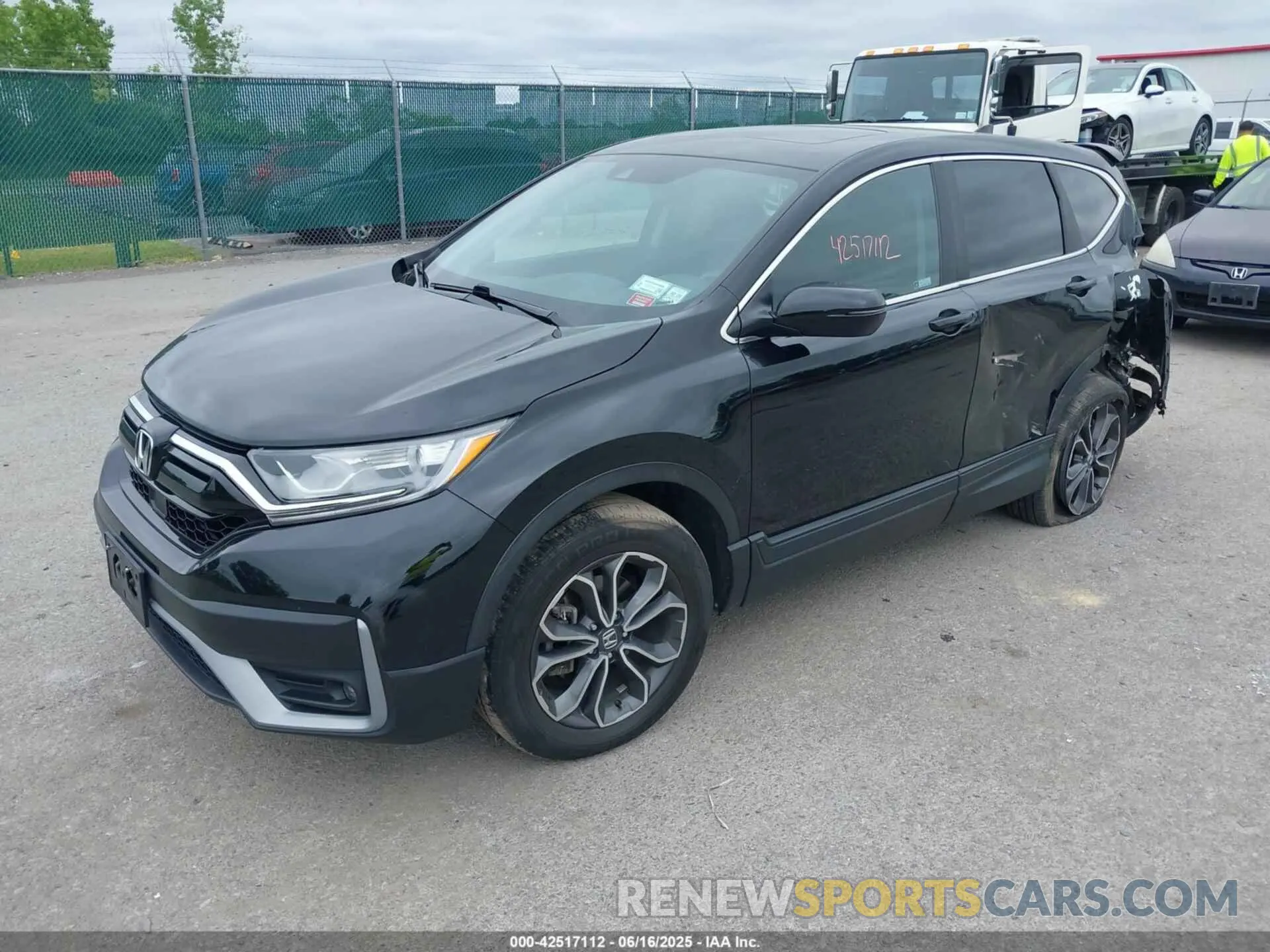 2 Photograph of a damaged car 5J6RW2H52LL047075 HONDA CR-V 2020