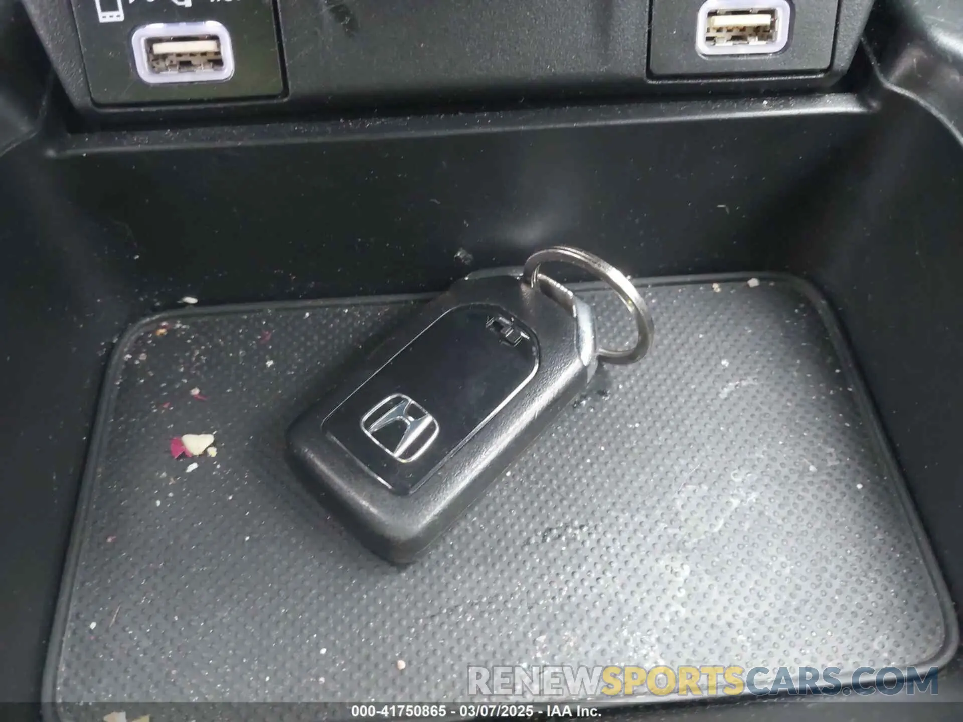 11 Photograph of a damaged car 5J6RW2H54LL009279 HONDA CR-V 2020