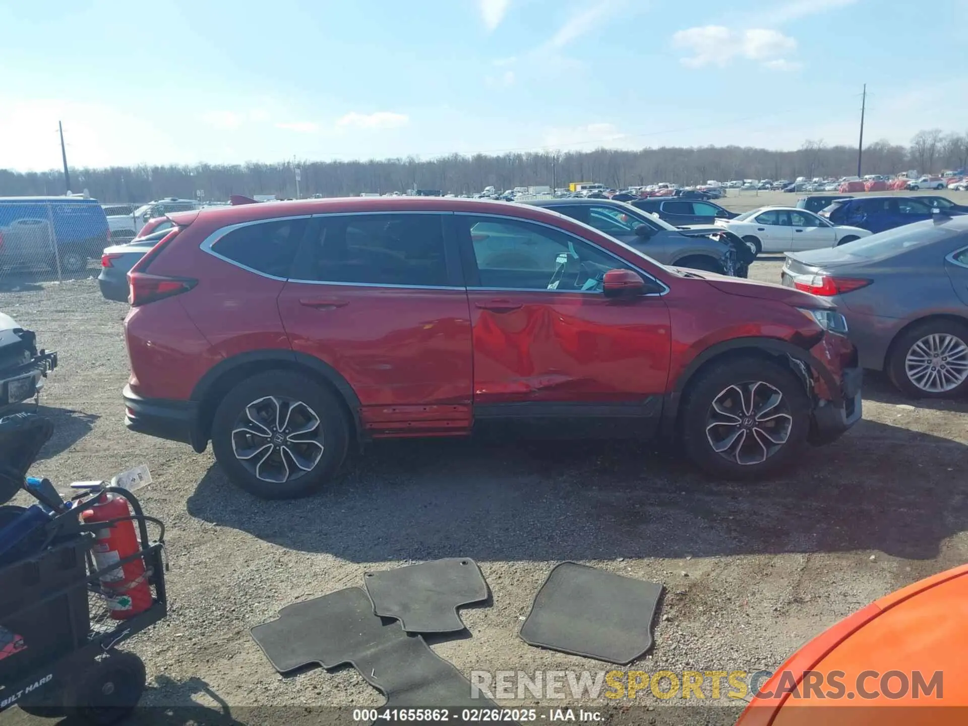 13 Photograph of a damaged car 5J6RW2H56LL025788 HONDA CR-V 2020