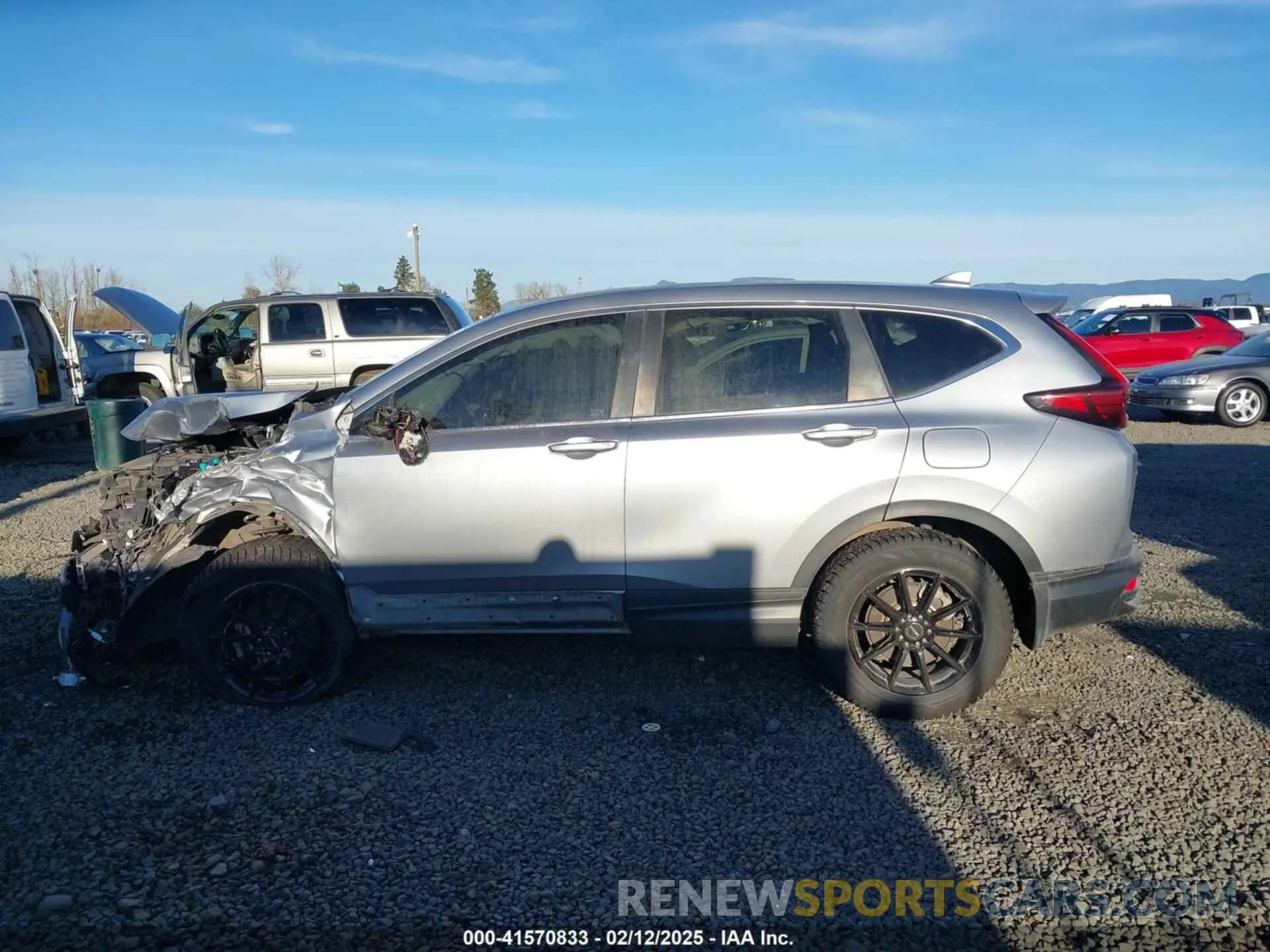 14 Photograph of a damaged car 5J6RW2H56LL031820 HONDA CR-V 2020