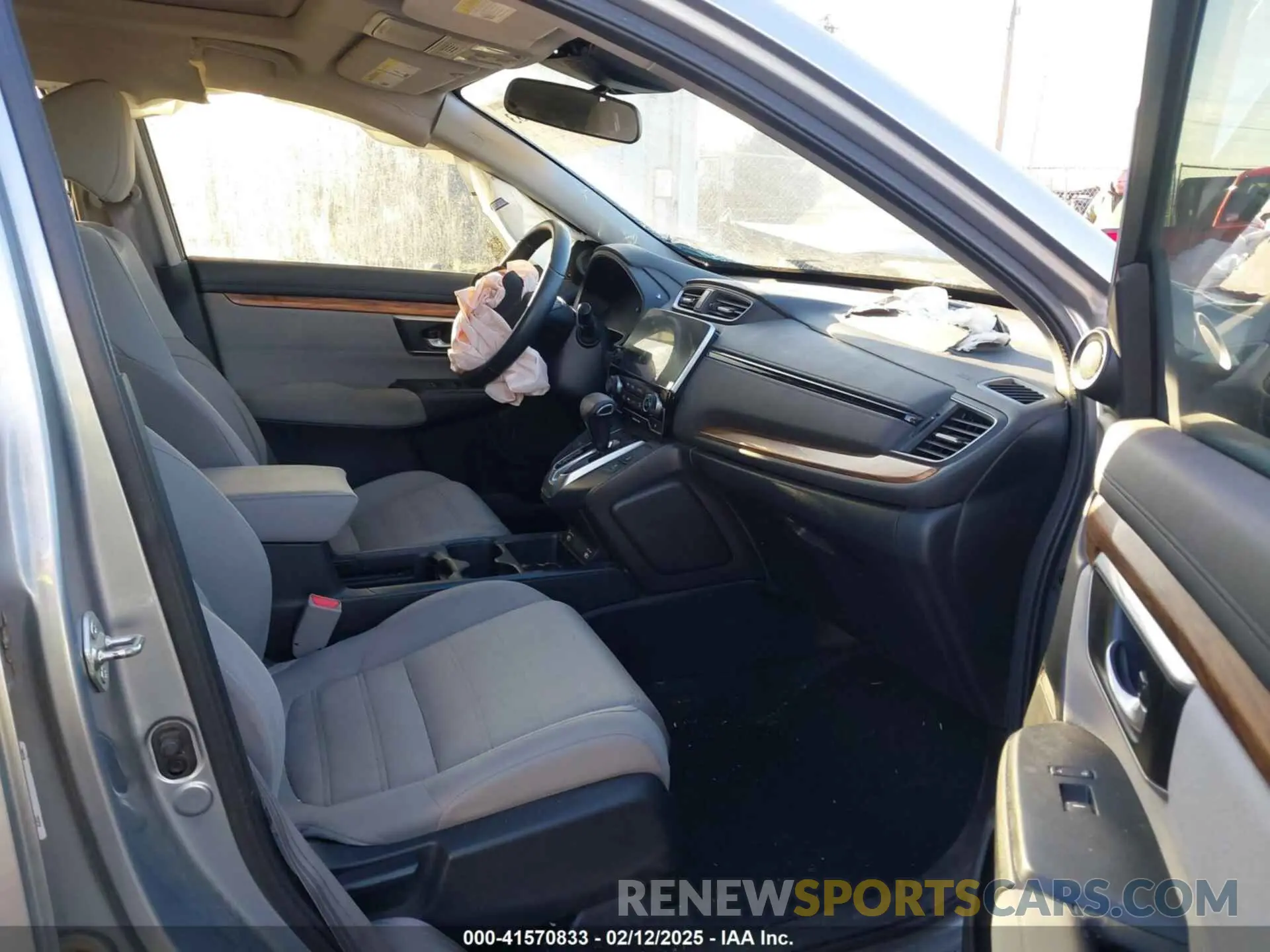 5 Photograph of a damaged car 5J6RW2H56LL031820 HONDA CR-V 2020