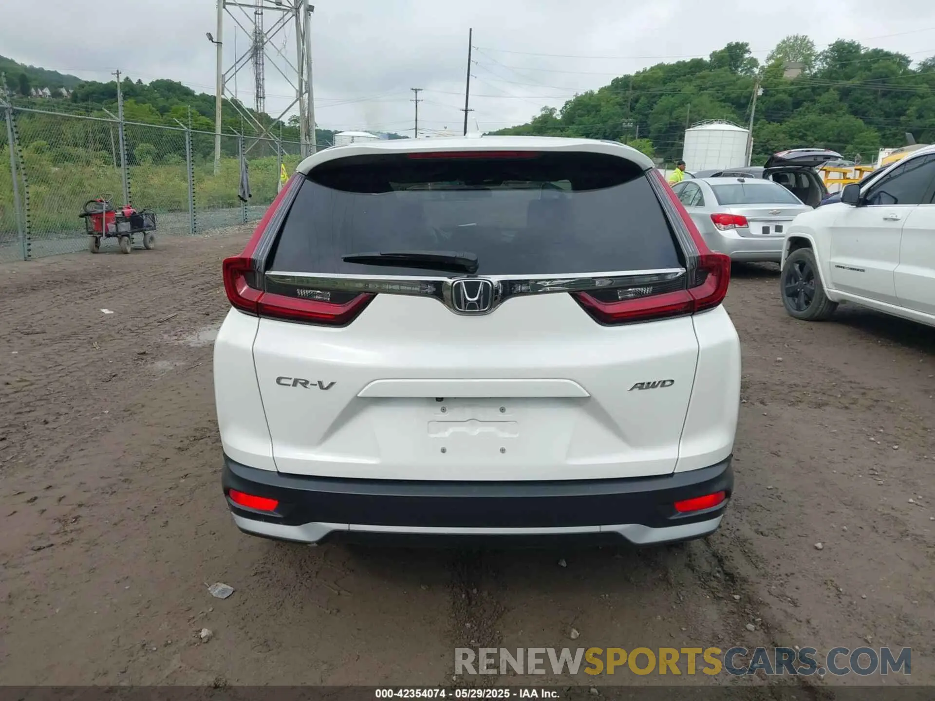 16 Photograph of a damaged car 5J6RW2H58LL001900 HONDA CR-V 2020