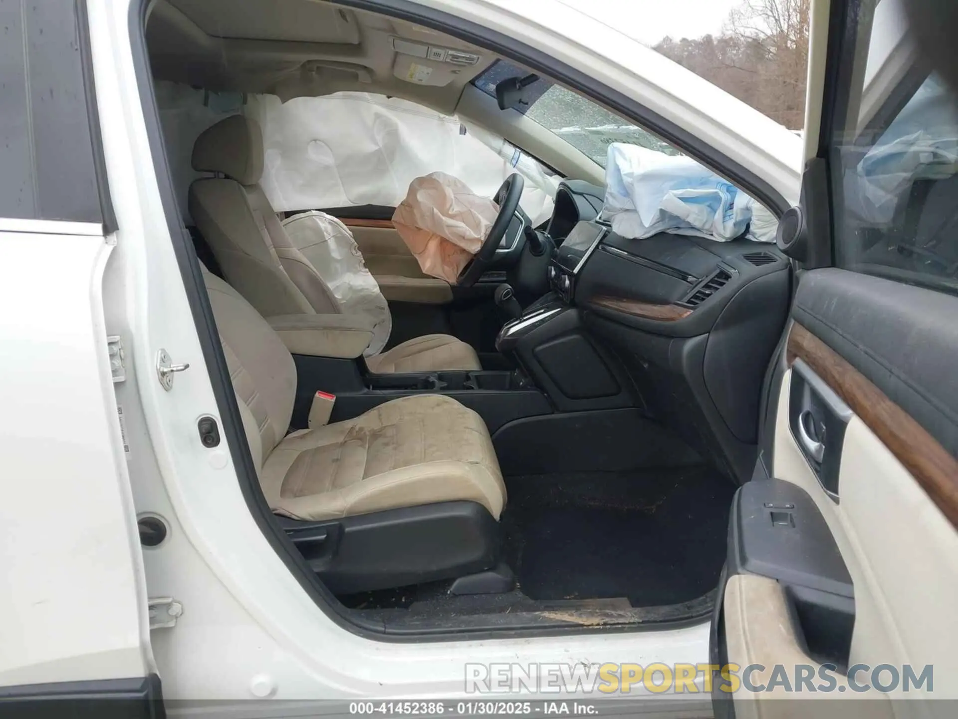 5 Photograph of a damaged car 5J6RW2H59LL027969 HONDA CR-V 2020