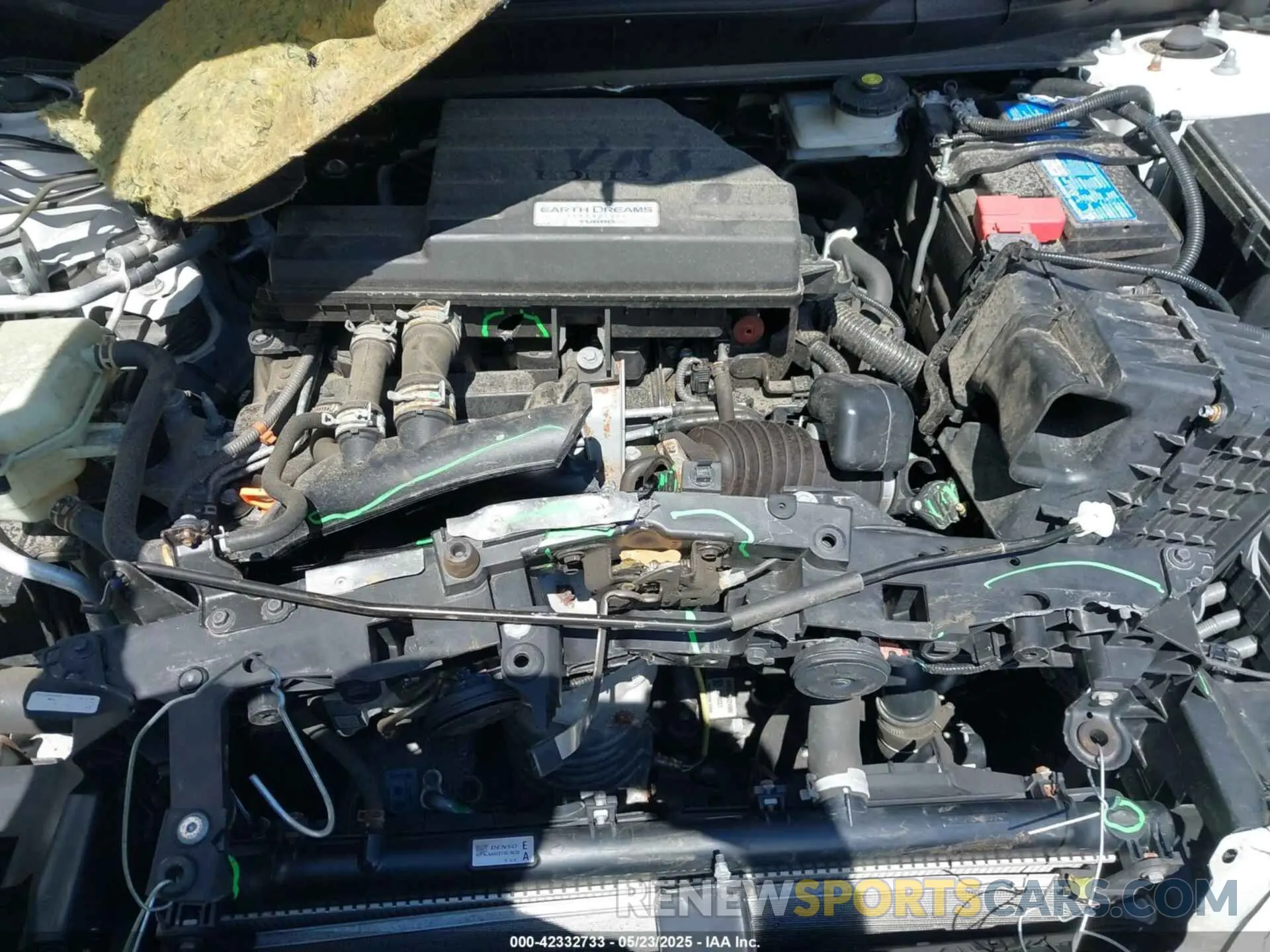10 Photograph of a damaged car 5J6RW2H5XLA020413 HONDA CR-V 2020