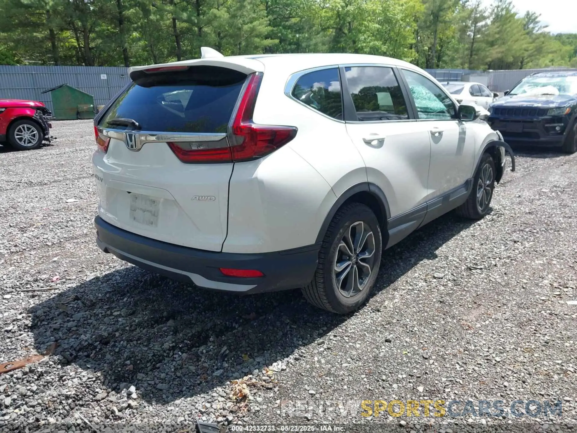 4 Photograph of a damaged car 5J6RW2H5XLA020413 HONDA CR-V 2020