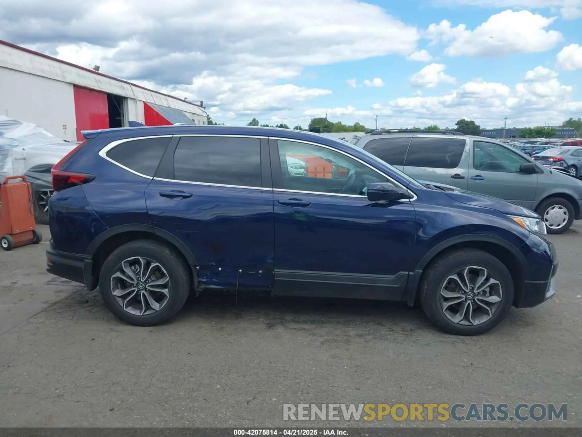 13 Photograph of a damaged car 5J6RW2H81LA000593 HONDA CR-V 2020