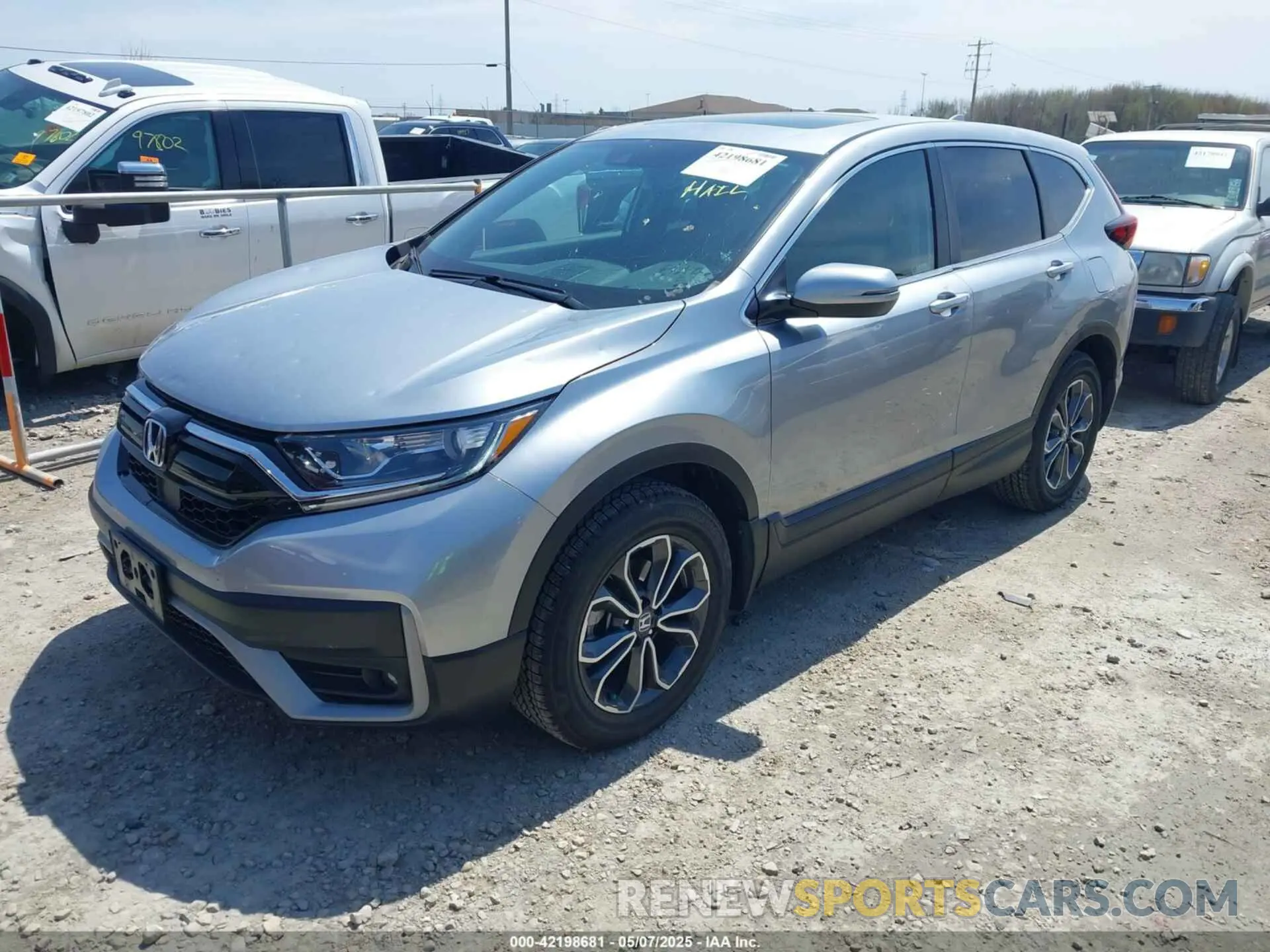 2 Photograph of a damaged car 5J6RW2H83LL041537 HONDA CR-V 2020