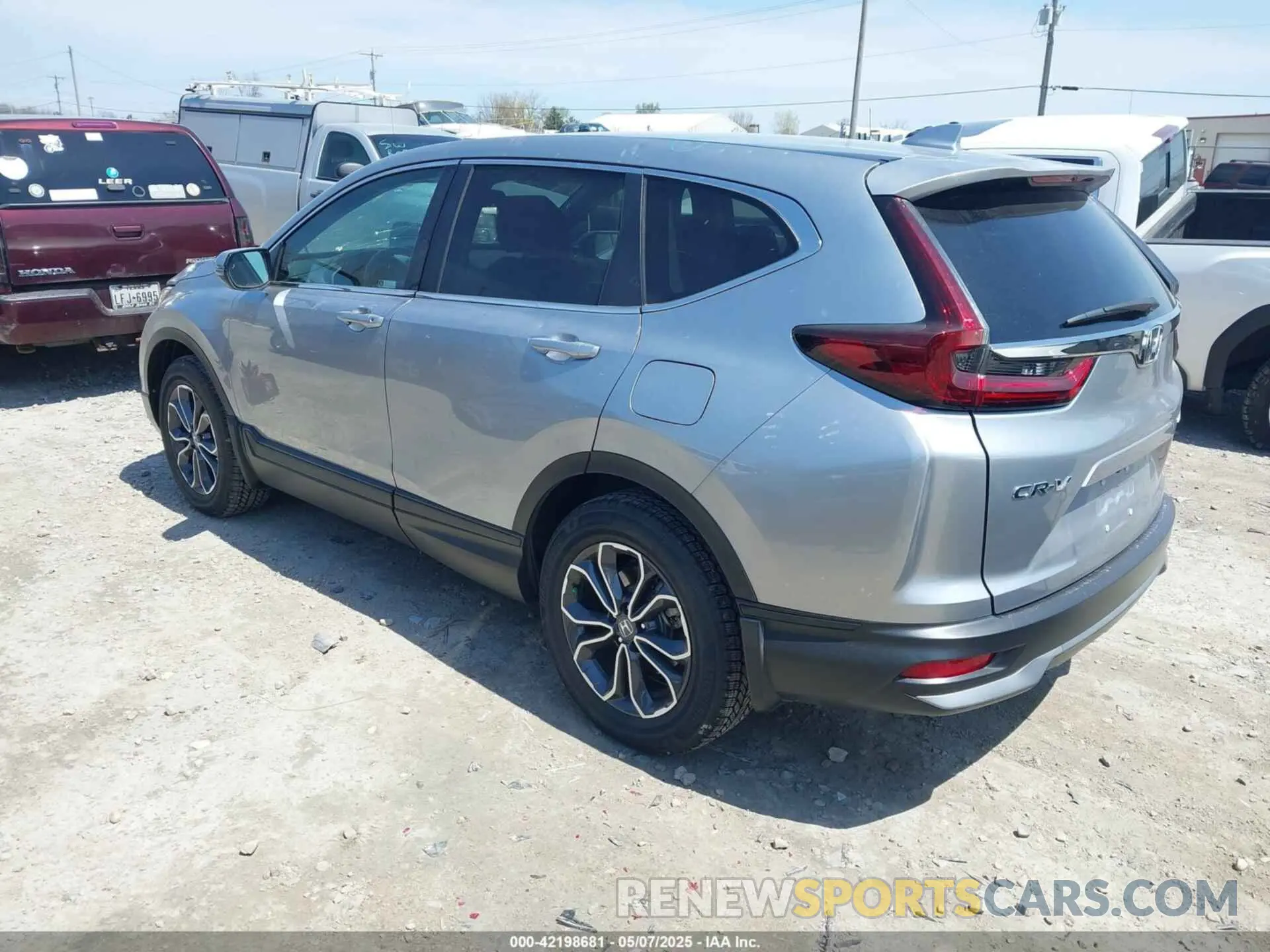 3 Photograph of a damaged car 5J6RW2H83LL041537 HONDA CR-V 2020